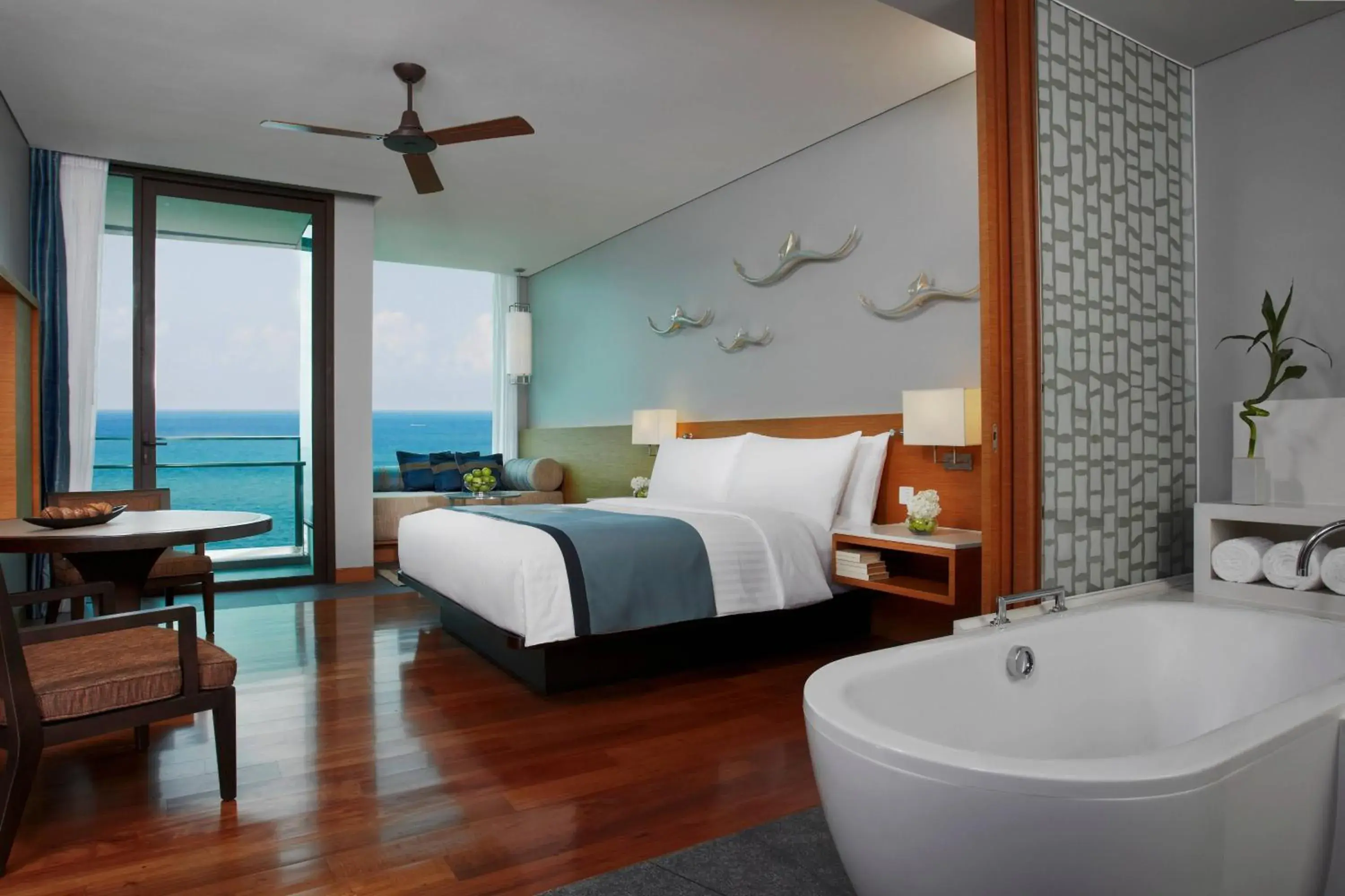 Deluxe King or Double Room with Ocean View in Rayong Marriott Resort & Spa Deluxe King or Double Room with Ocean View in Rayong Marriott Resort & Spa