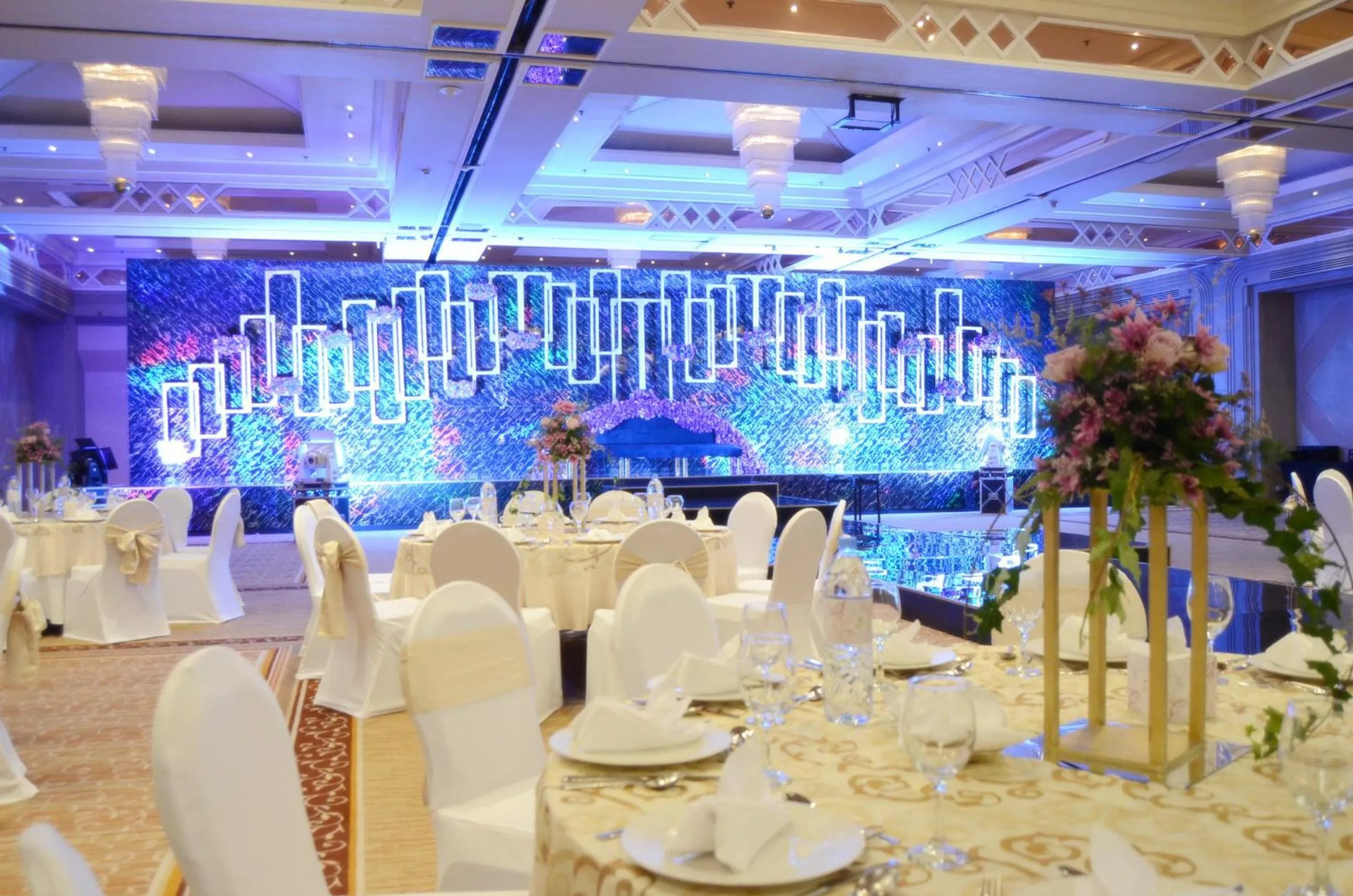 Meeting/conference room in Millennium Plaza Downtown Suites