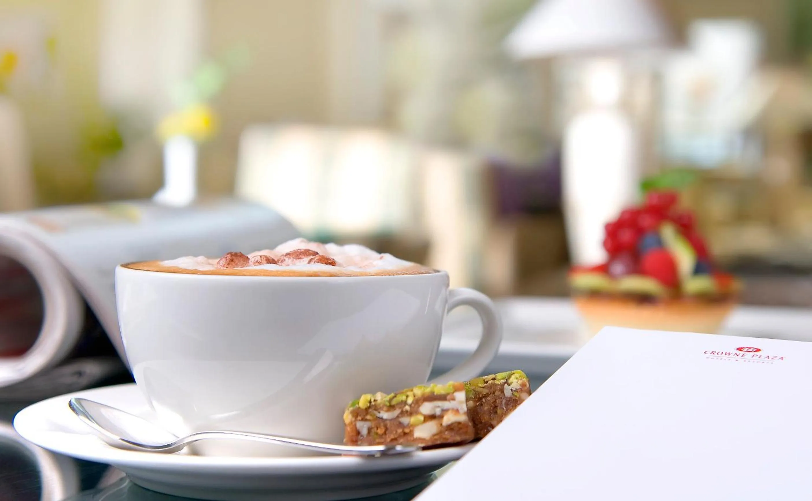 Restaurant/places to eat in Millennium Plaza Downtown Suites