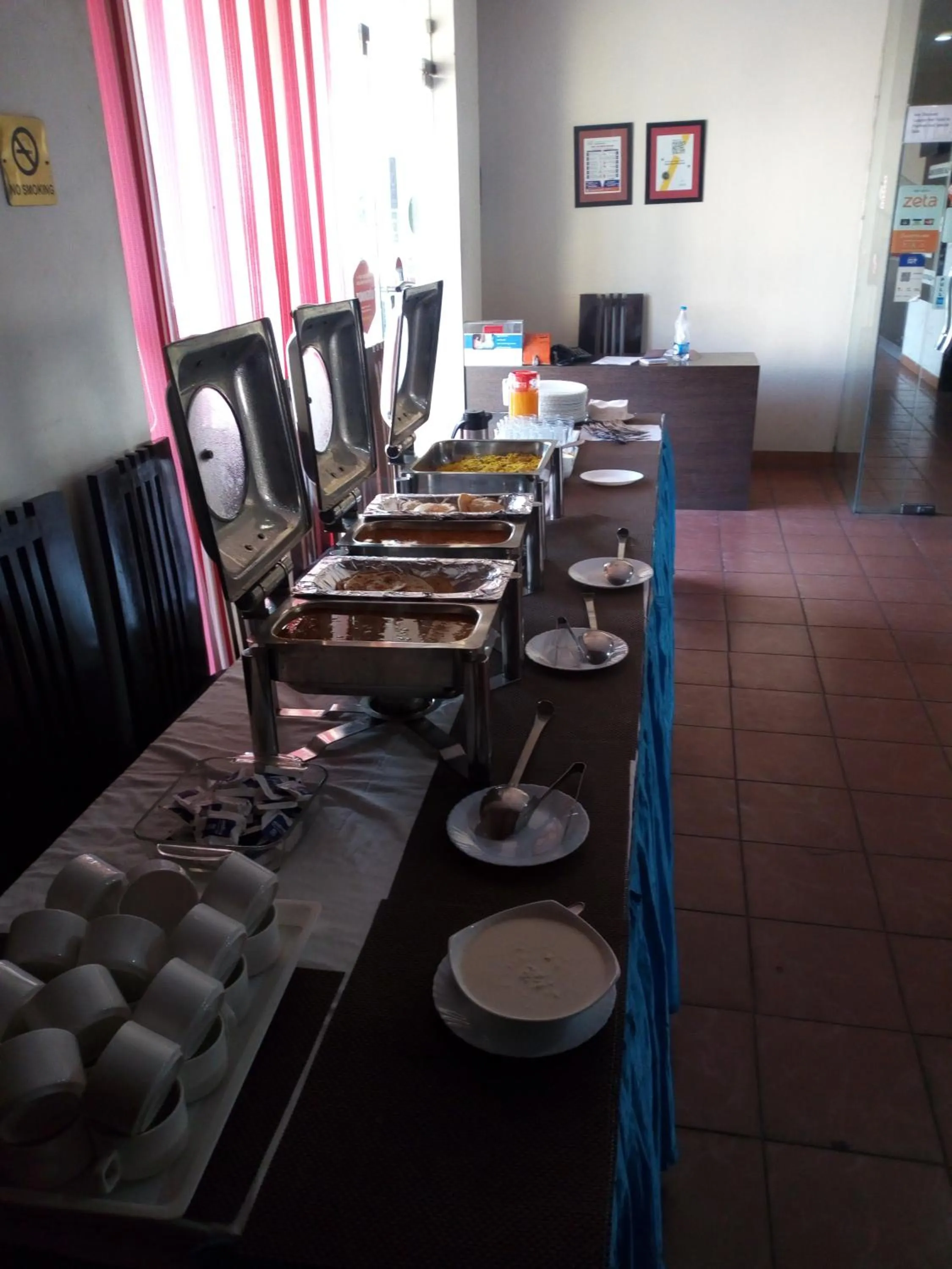 Breakfast in Hotel Savi Regency