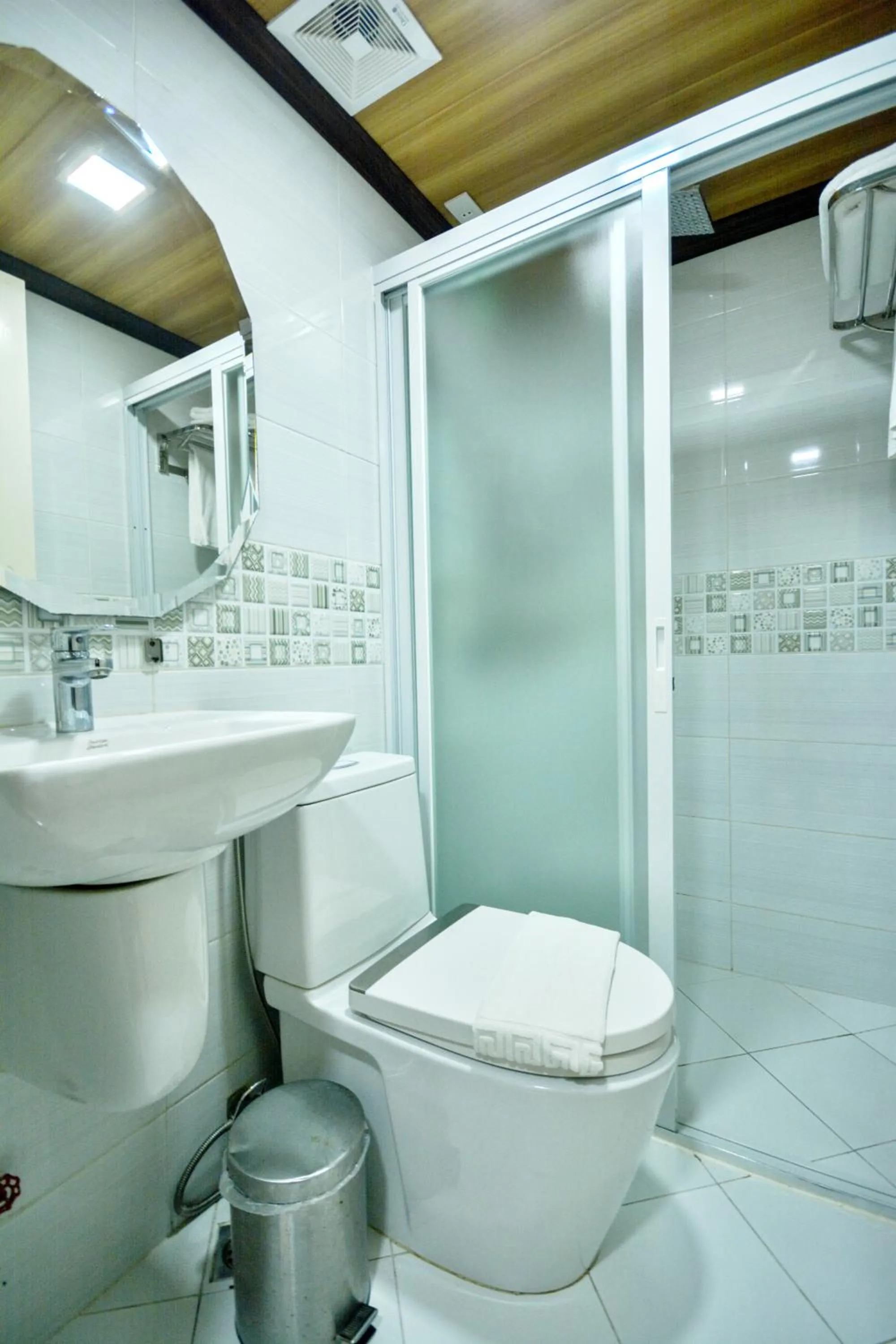 Bathroom in Diamond Water Edge Resort