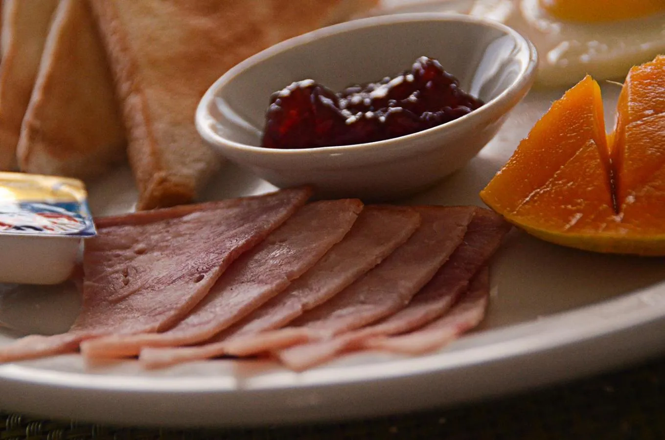 Food in Diamond Water Edge Resort