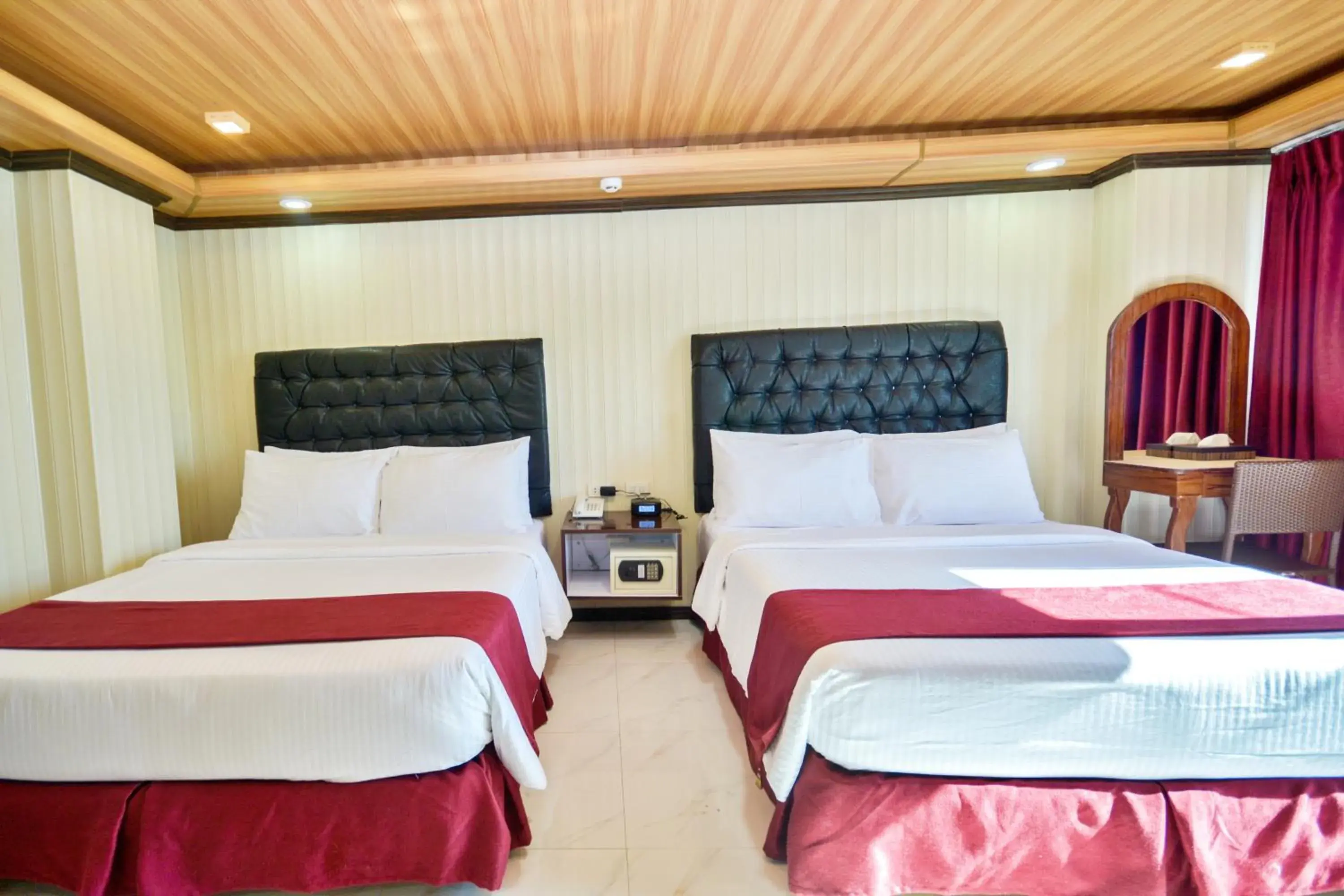 Main Bldg - Premier Suite with Partial Sea View in Diamond Water Edge Resort Main Bldg - Premier Suite with Partial Sea View in Diamond Water Edge Resort