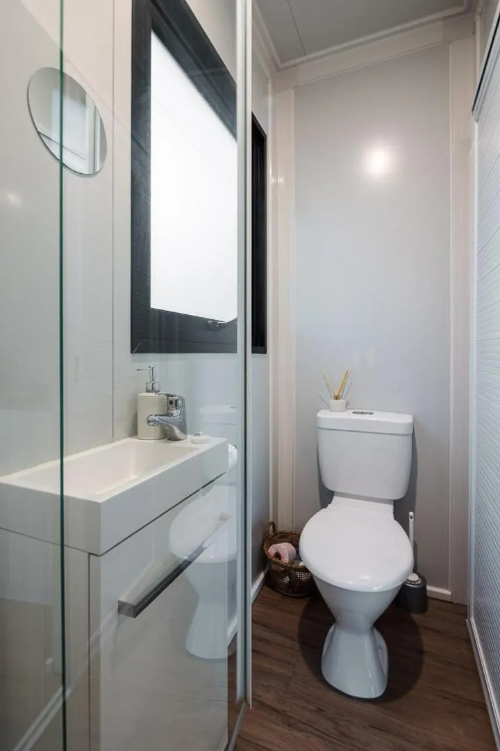 toaster in Tatapouri Bay