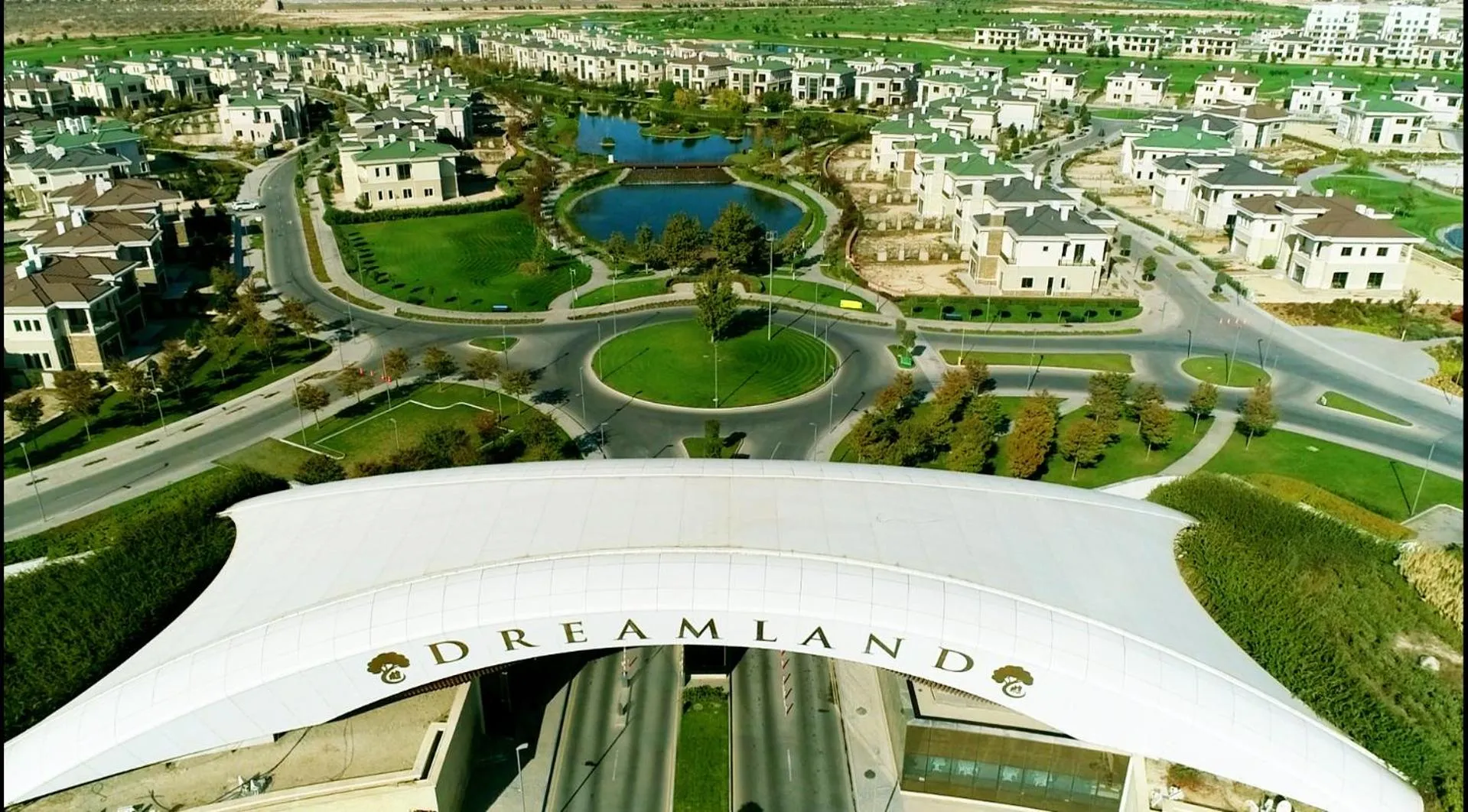 Day in Dreamland Golf Hotel Baku