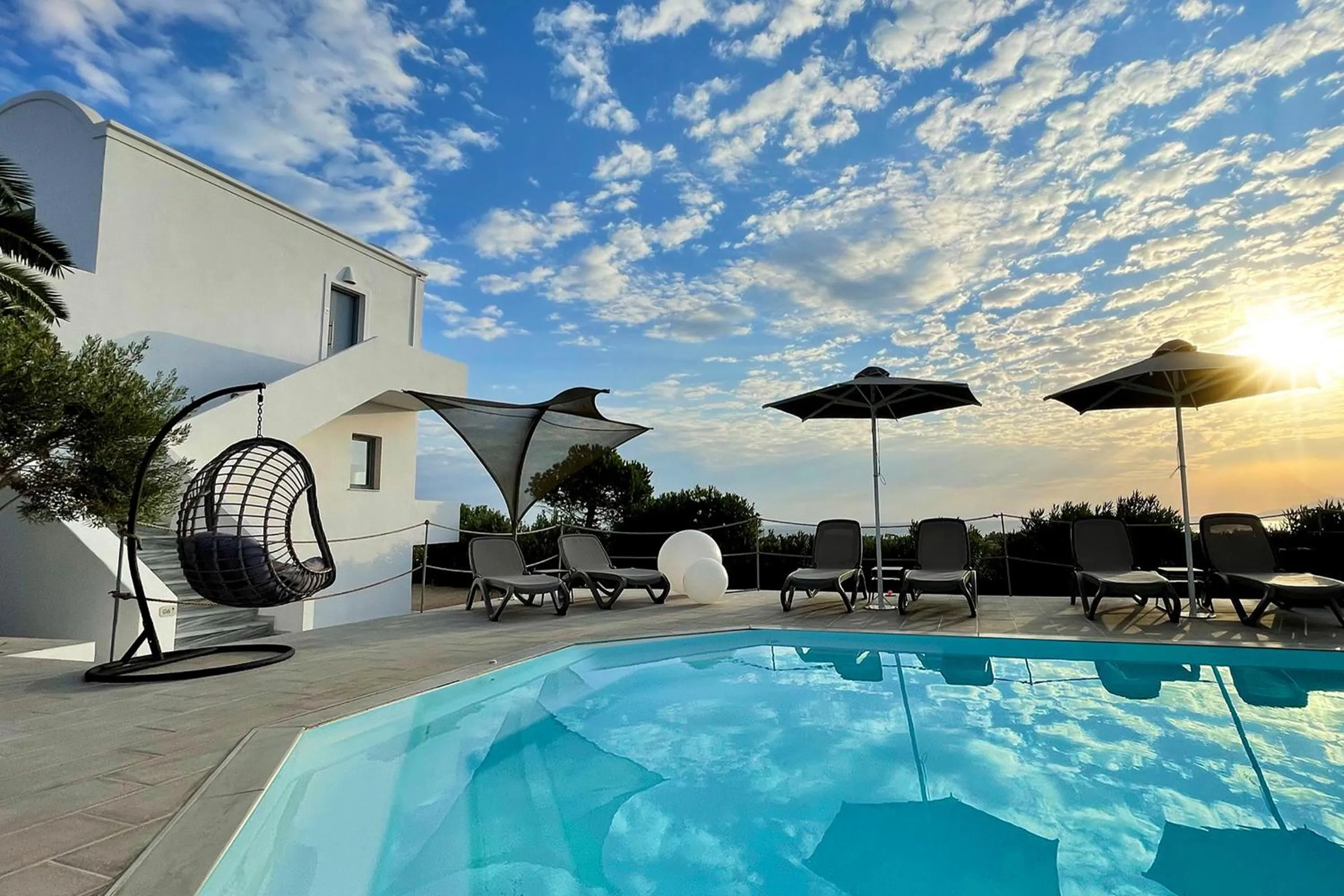 Property building in DL Santorini