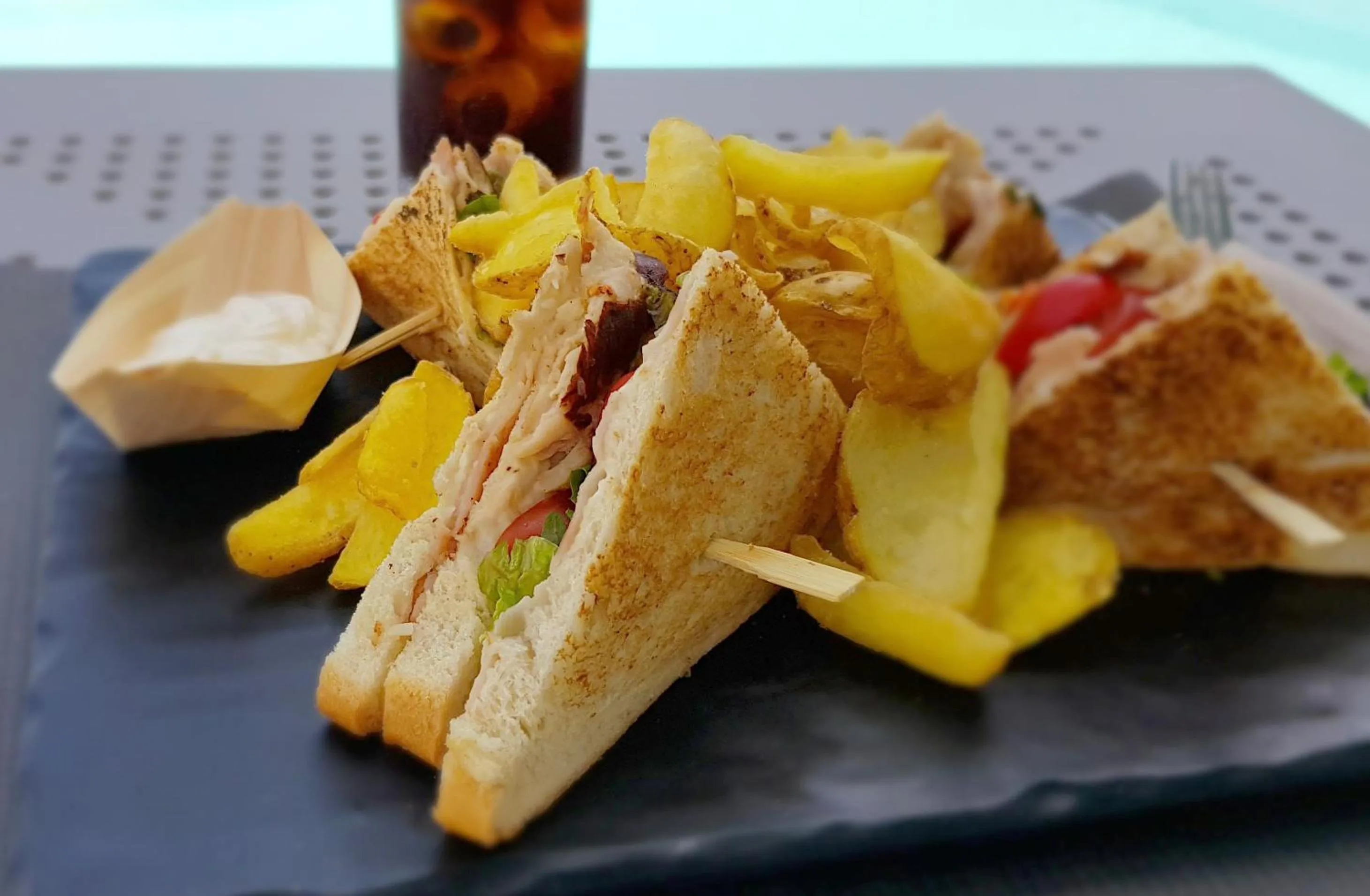 Food and drinks in DL Santorini