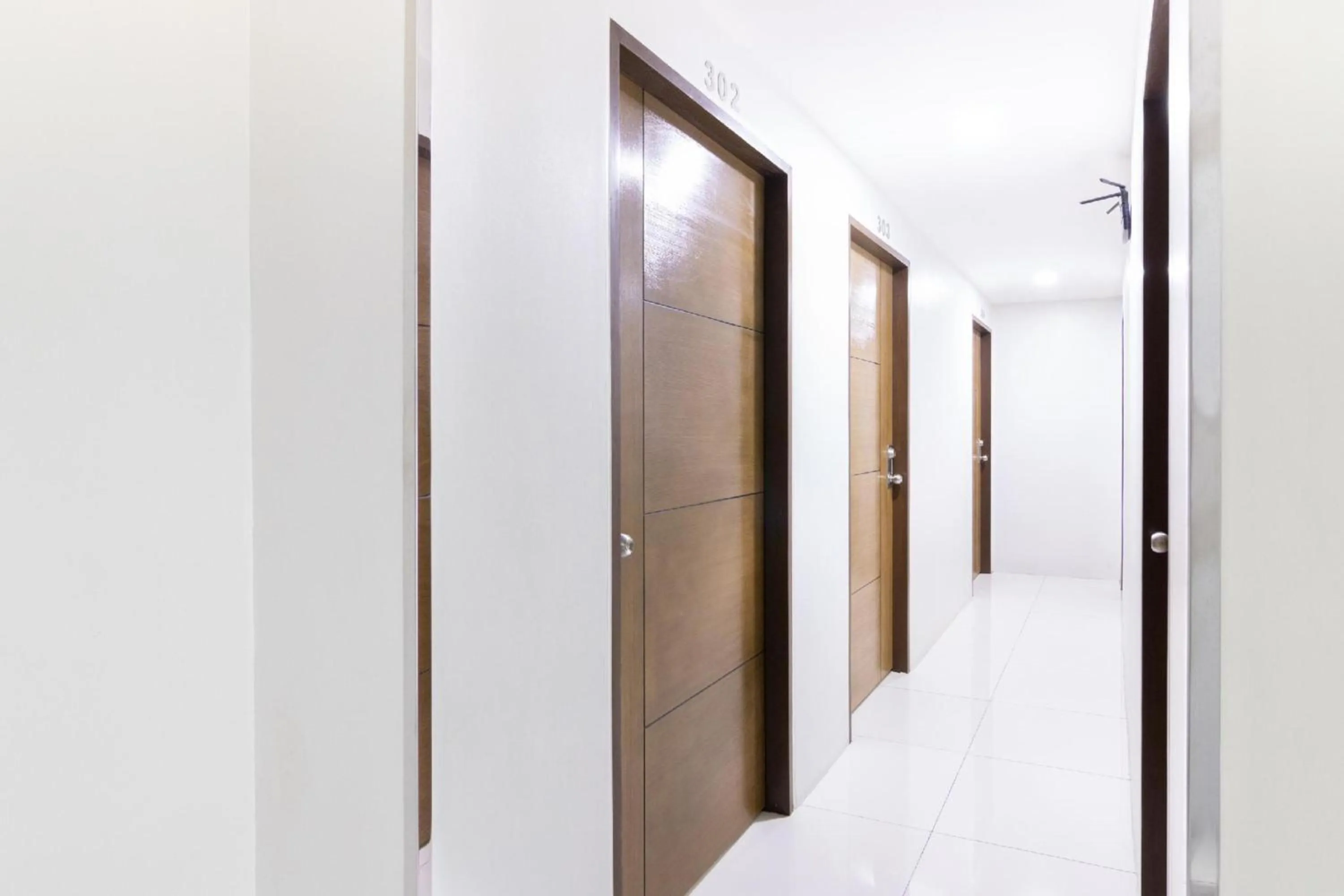 Lobby or reception in OYO 152 Sangco Condotel