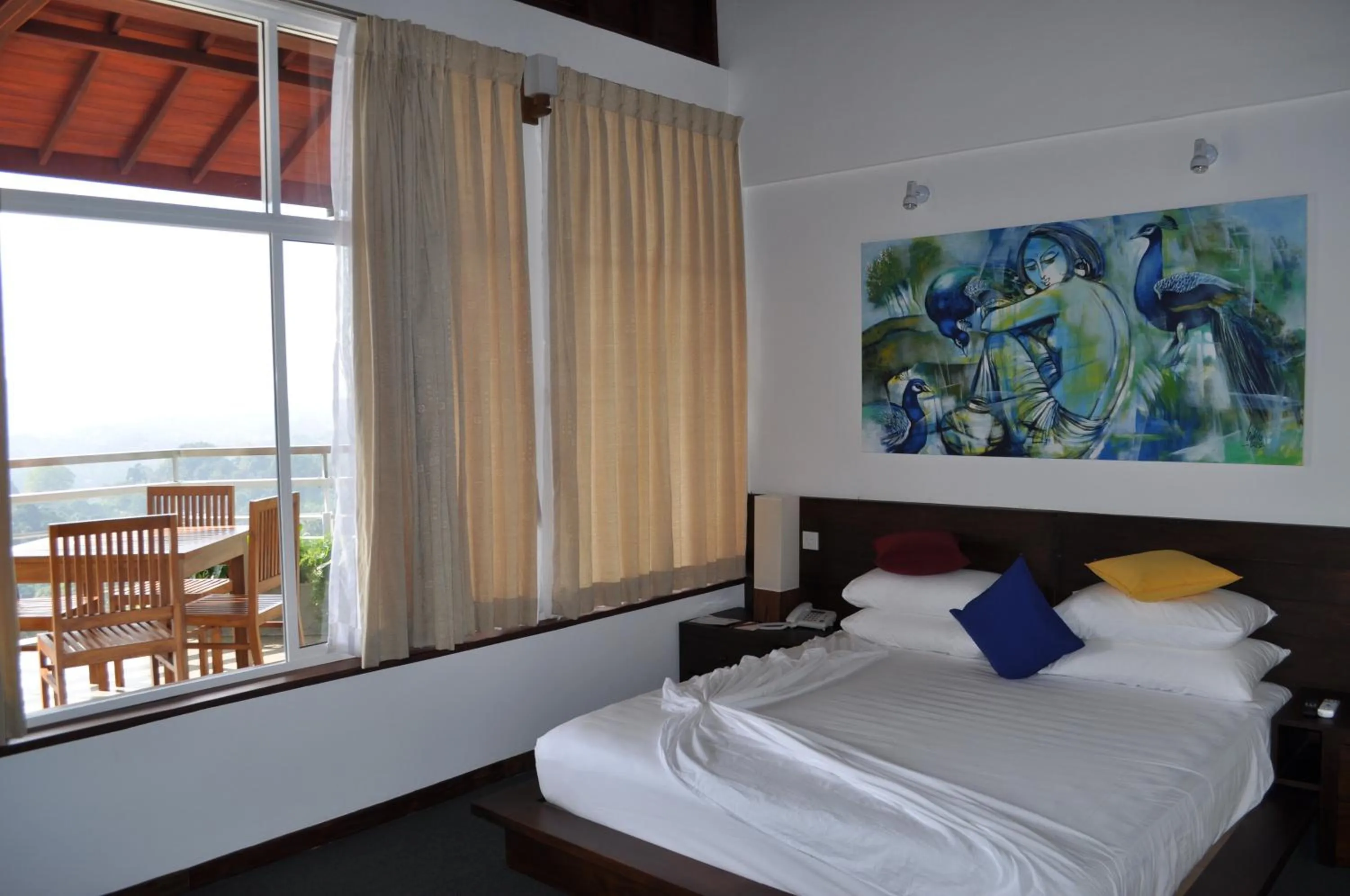 Bed in Amaara Sky Hotel Kandy