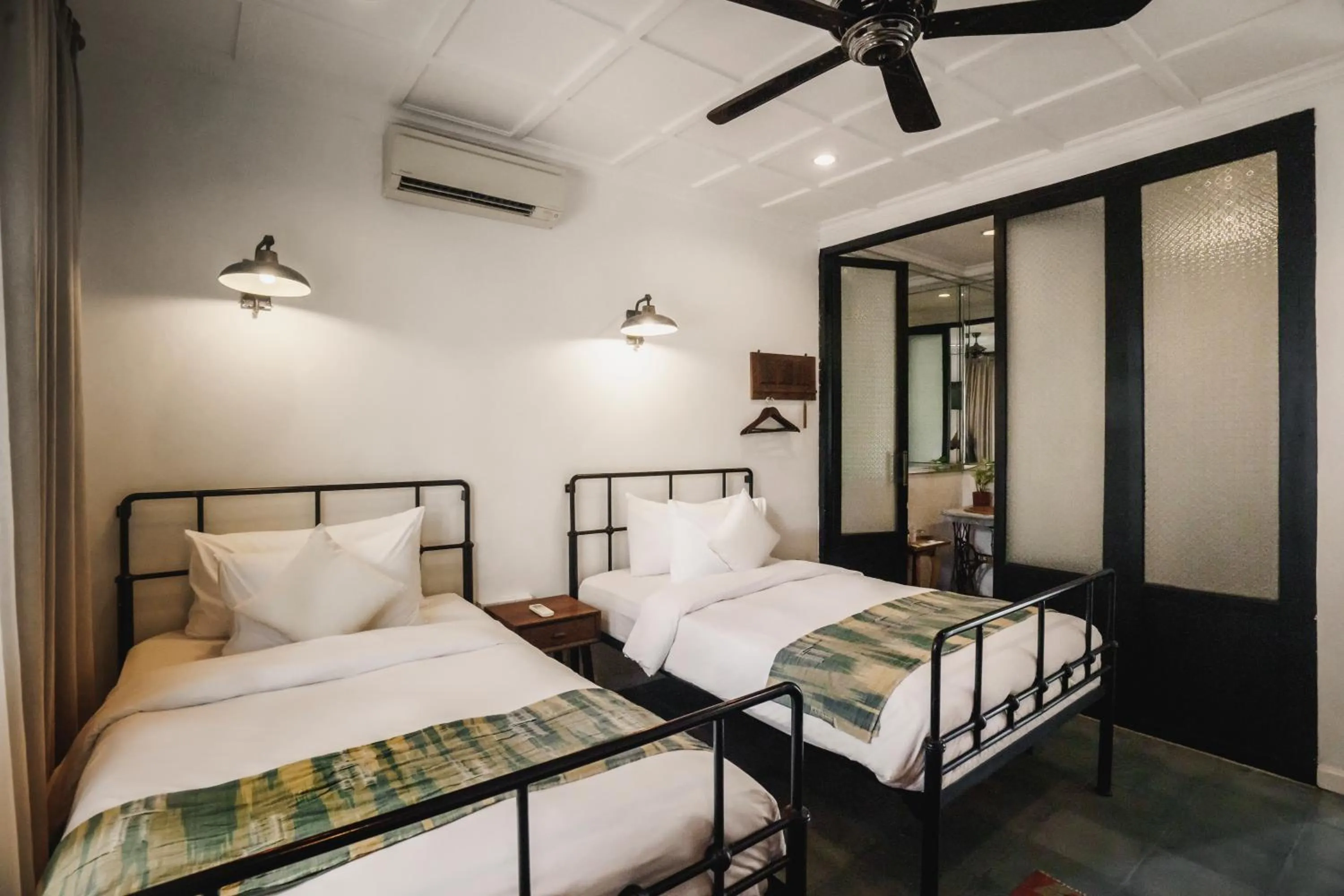 Bed in Brown Feather Batu Belig