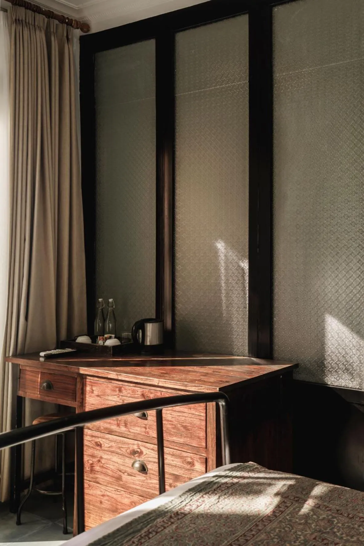 hair dresser in Brown Feather Batu Belig