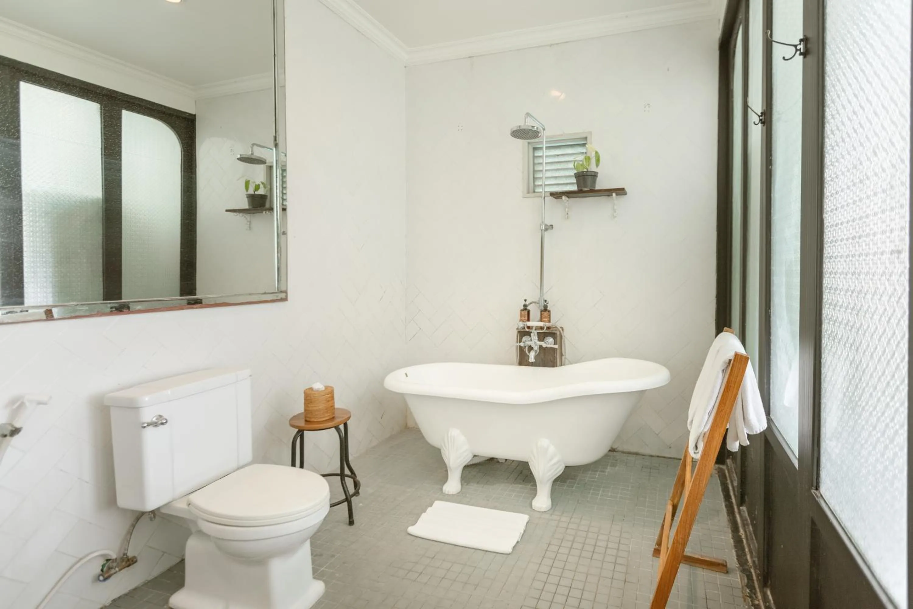 Brown Feather Batu Belig