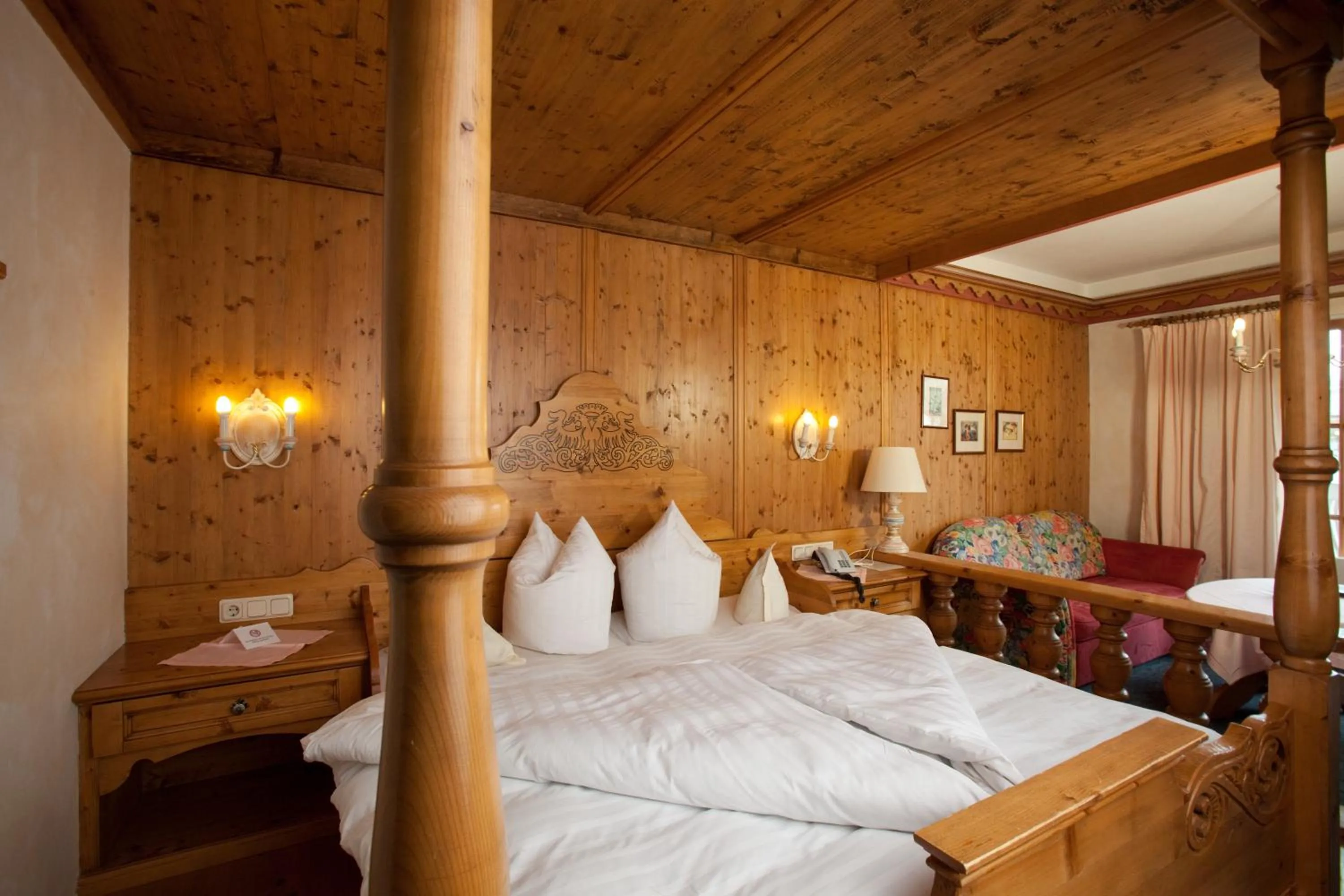 Bedroom, Bed in Das Traditionshotel Schwarzer Adler