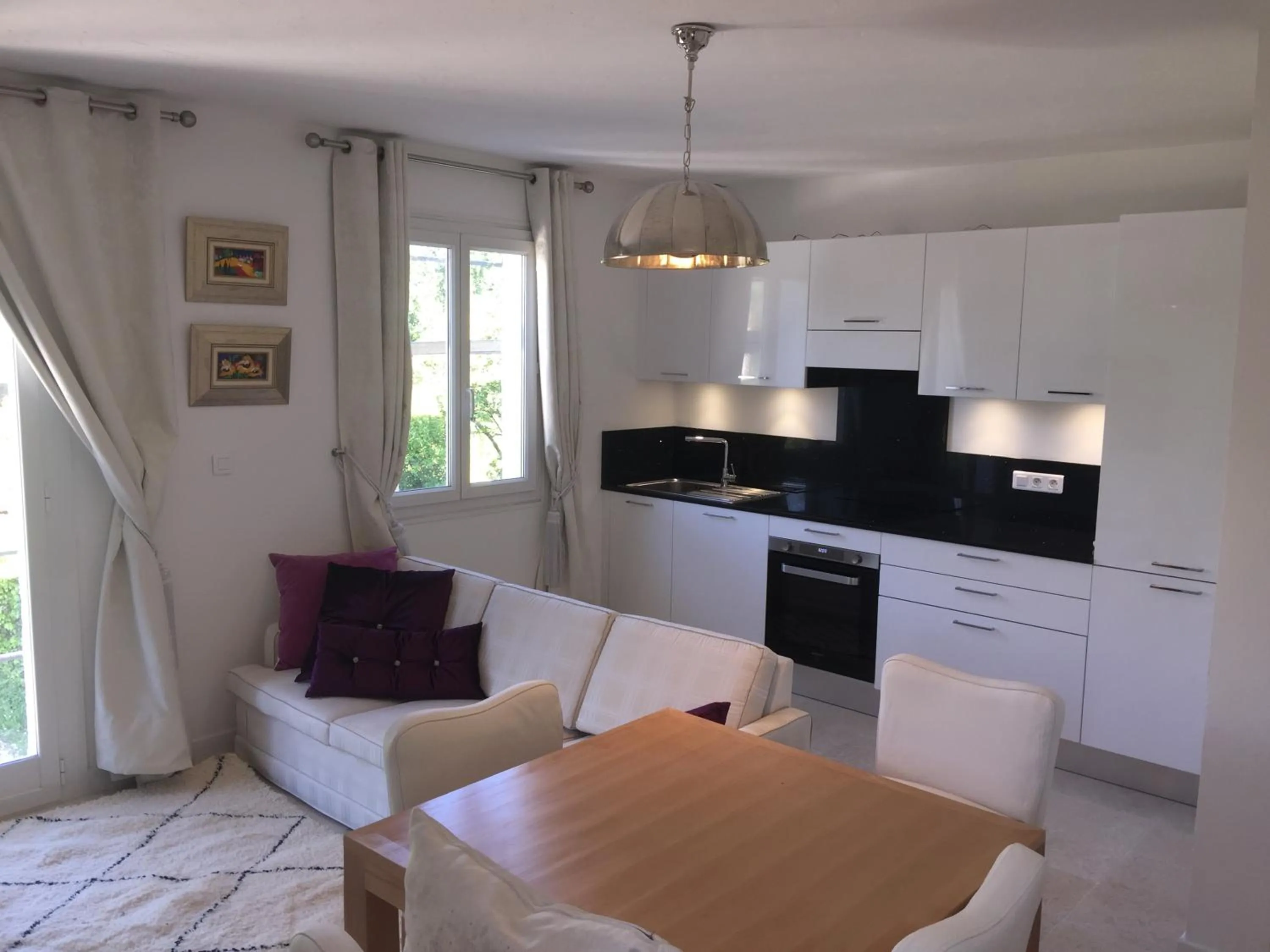 Coffee/tea facilities in Villa Louise-Rose