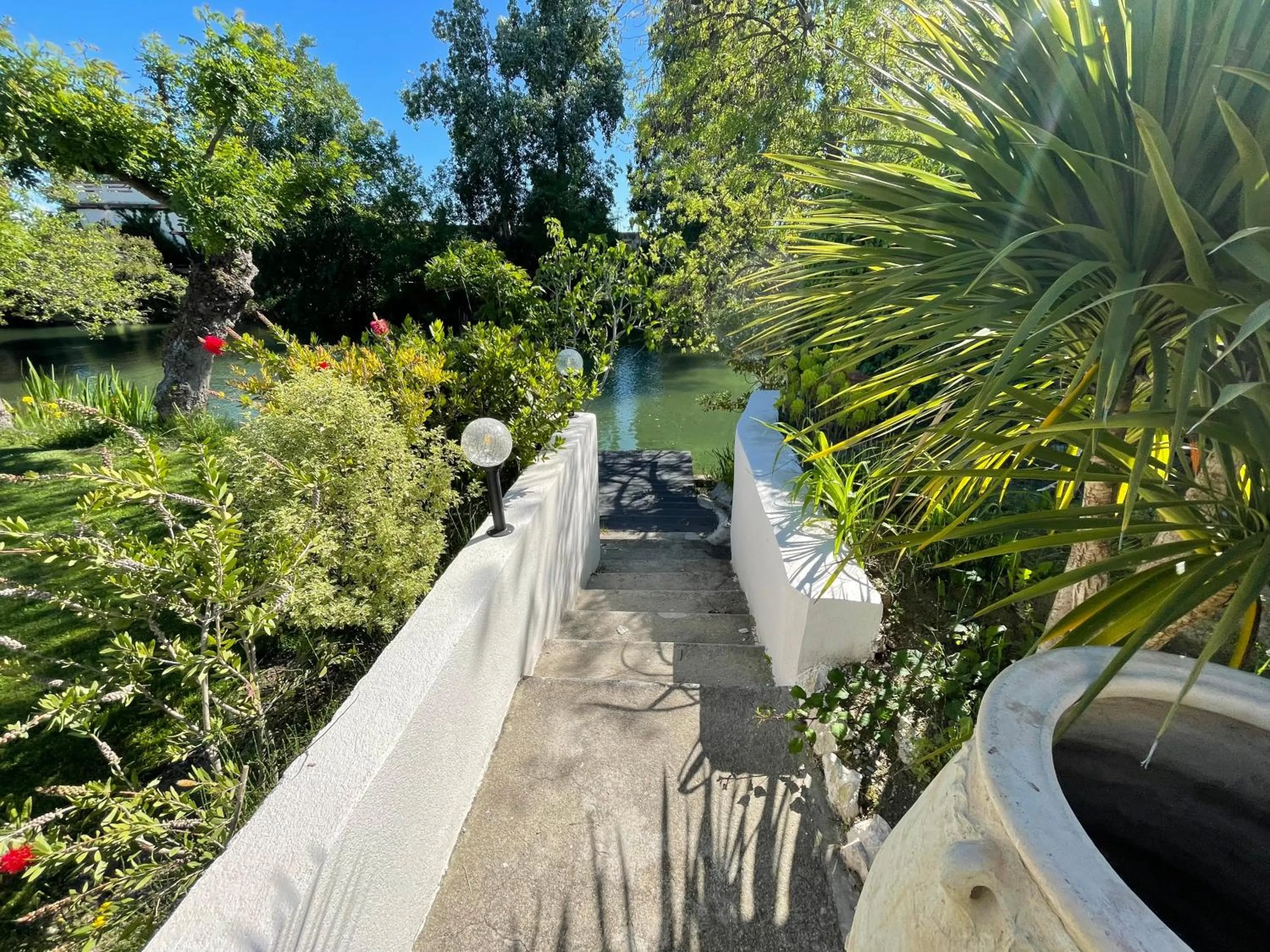 River view in Villa Louise-Rose