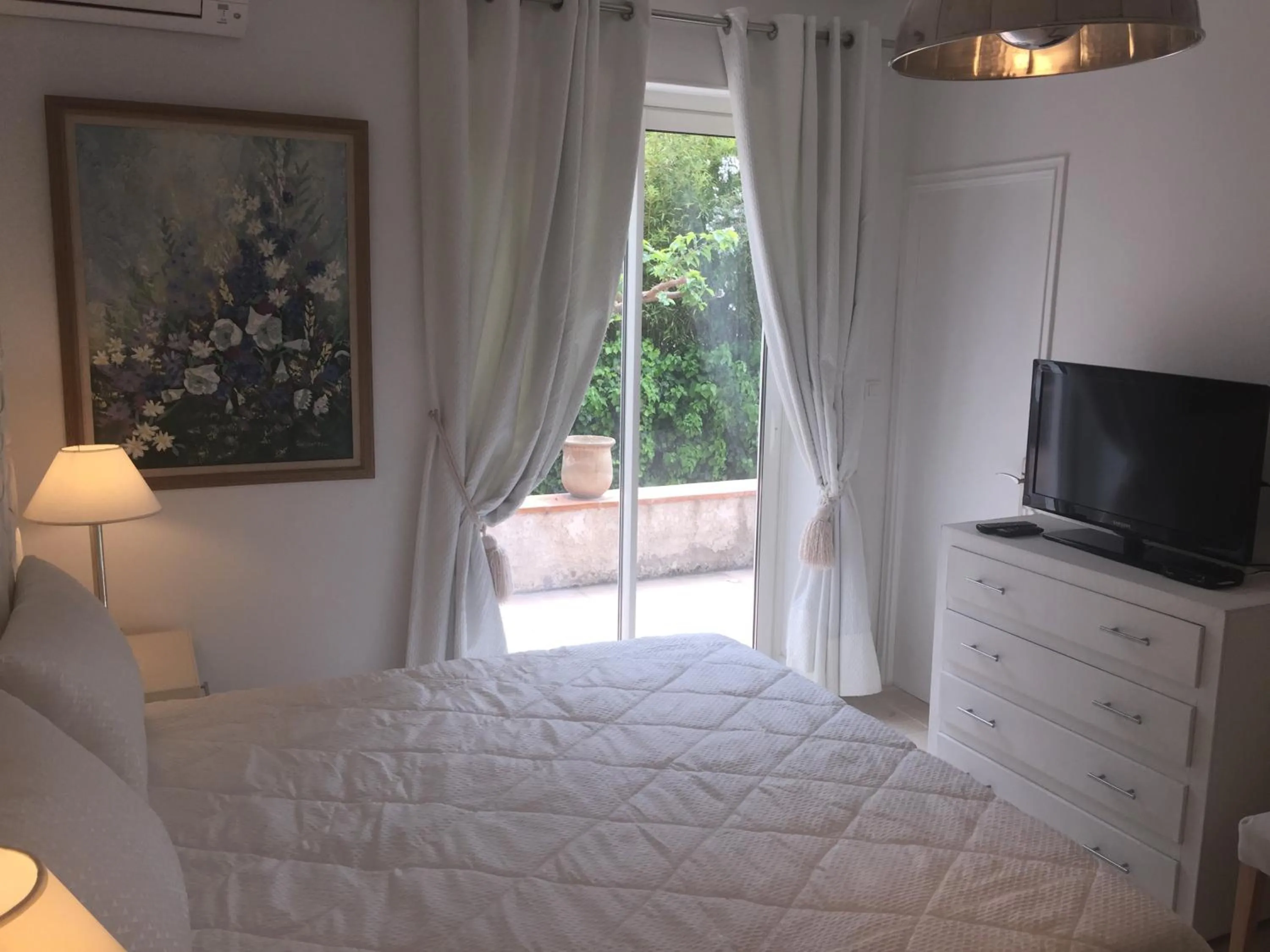 Bed in Villa Louise-Rose