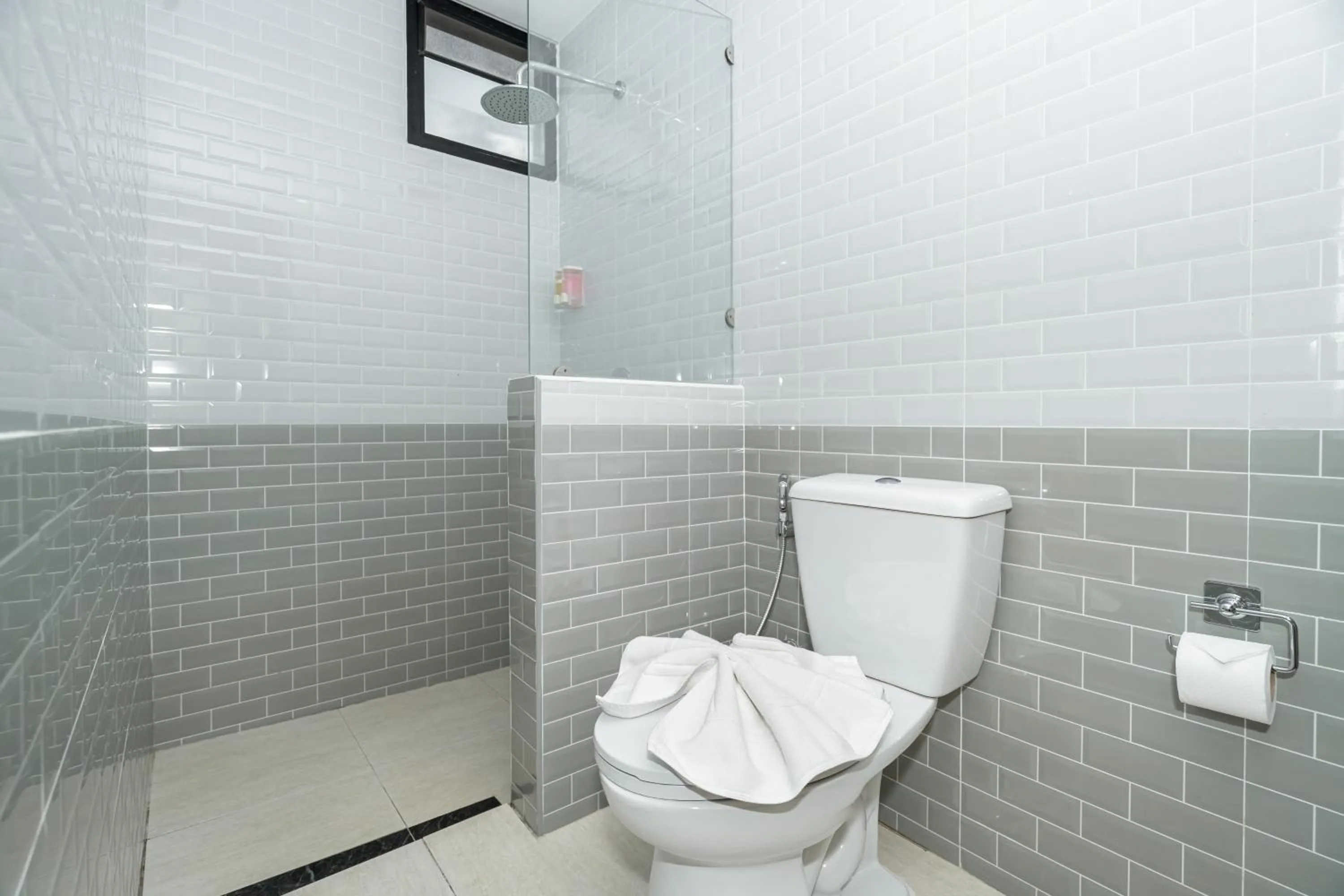 Shower in Anchan Boutique Hotel