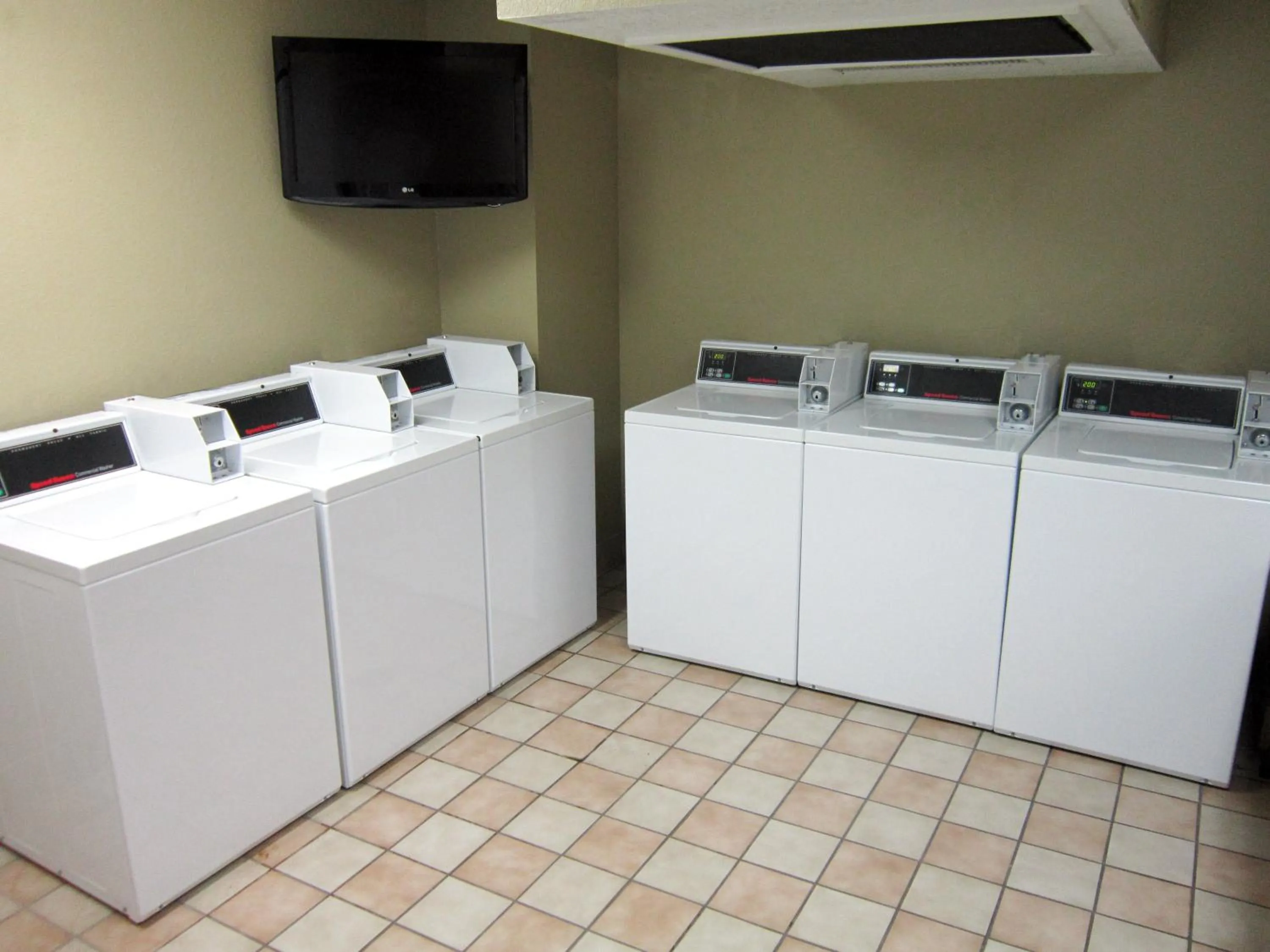 Other in Extended Stay America Select Suites - Orlando - Southpark - Equity Row