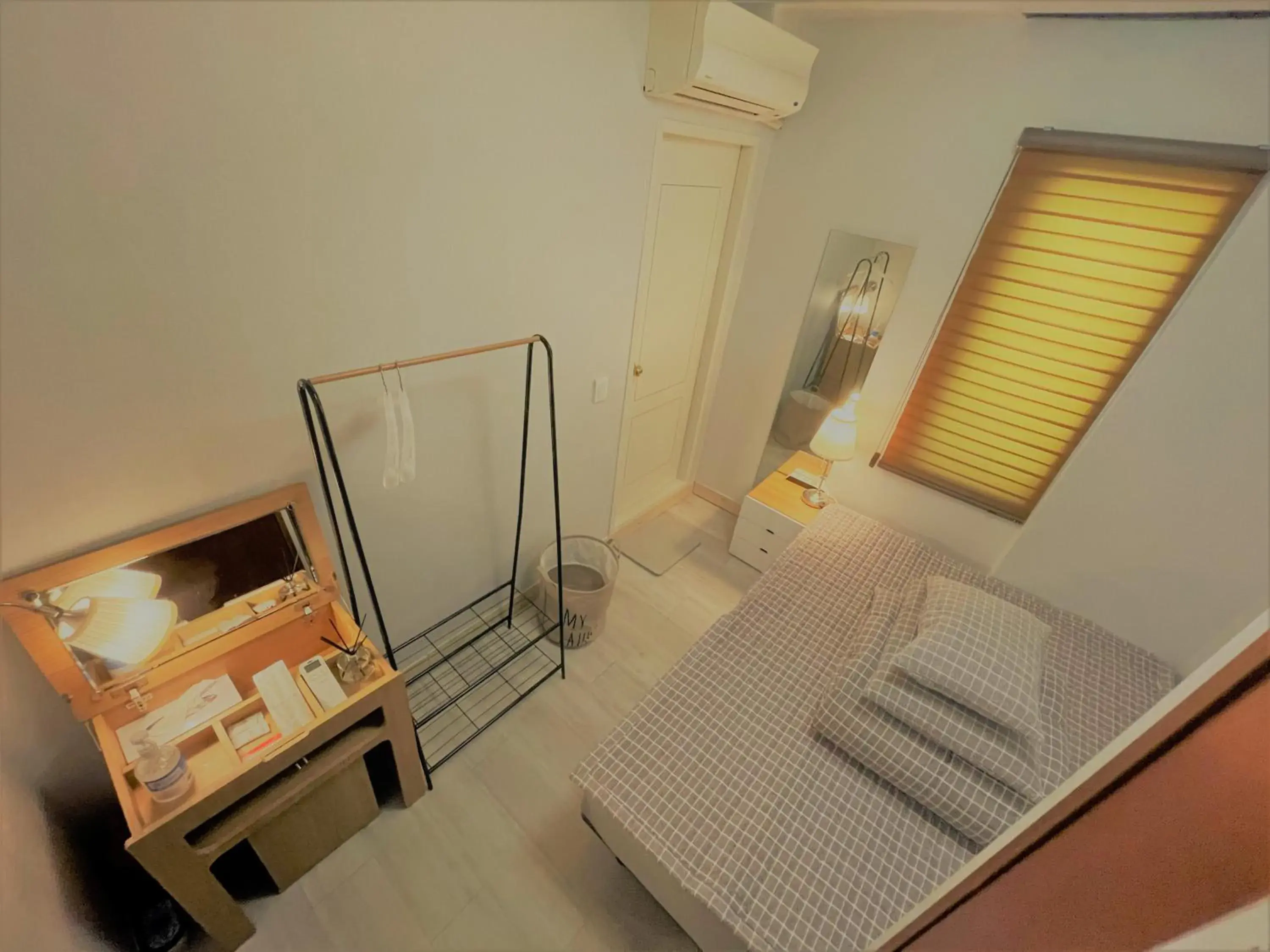 Deluxe Double Room with Shower in Stitches House Deluxe Double Room with Shower in Stitches House