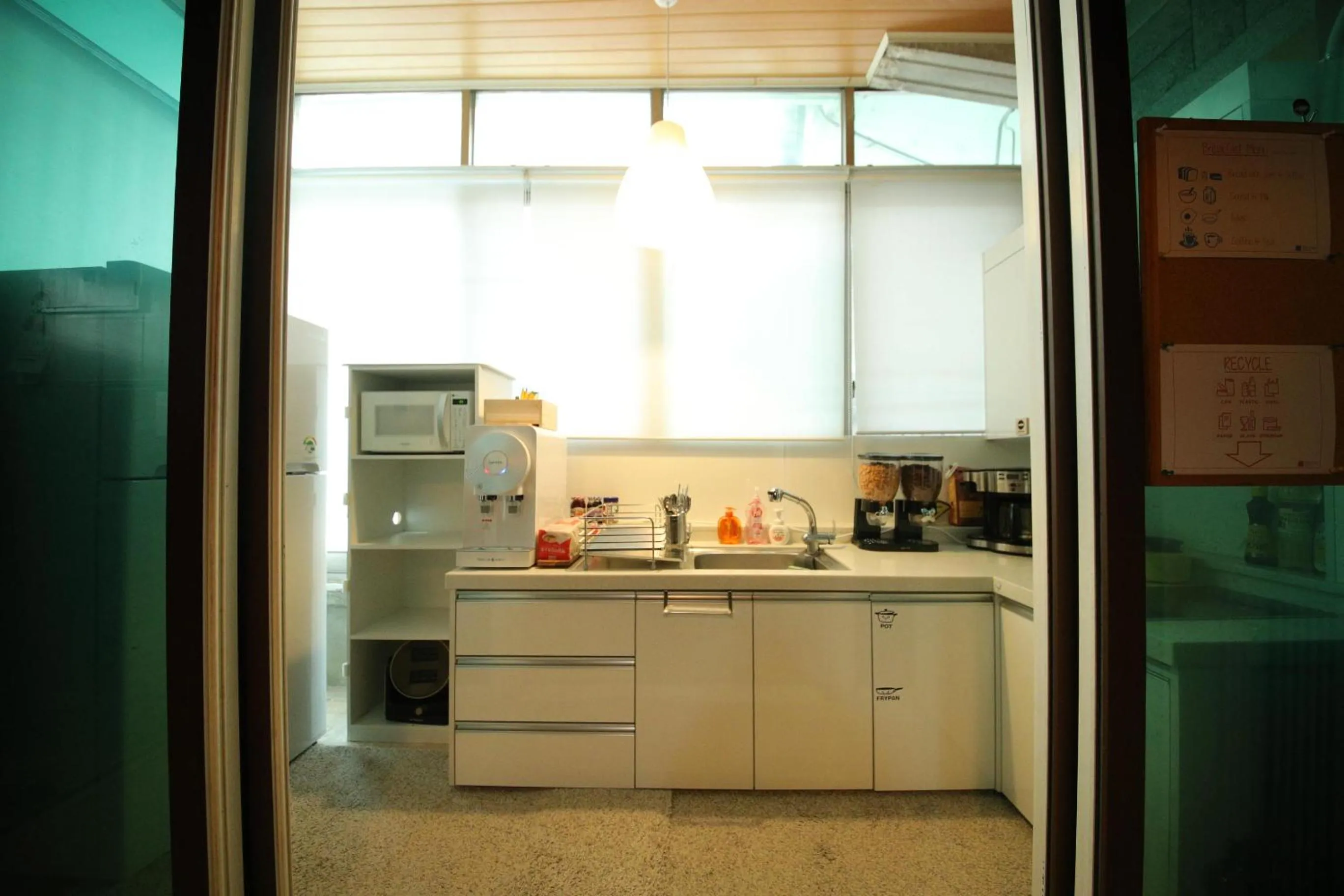 Breakfast in Stitches House