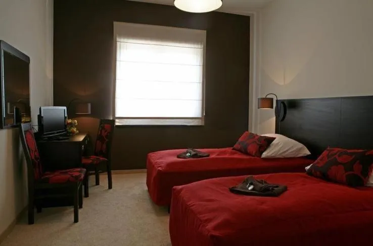 Photo of the whole room, Bed in Hotel Altamira