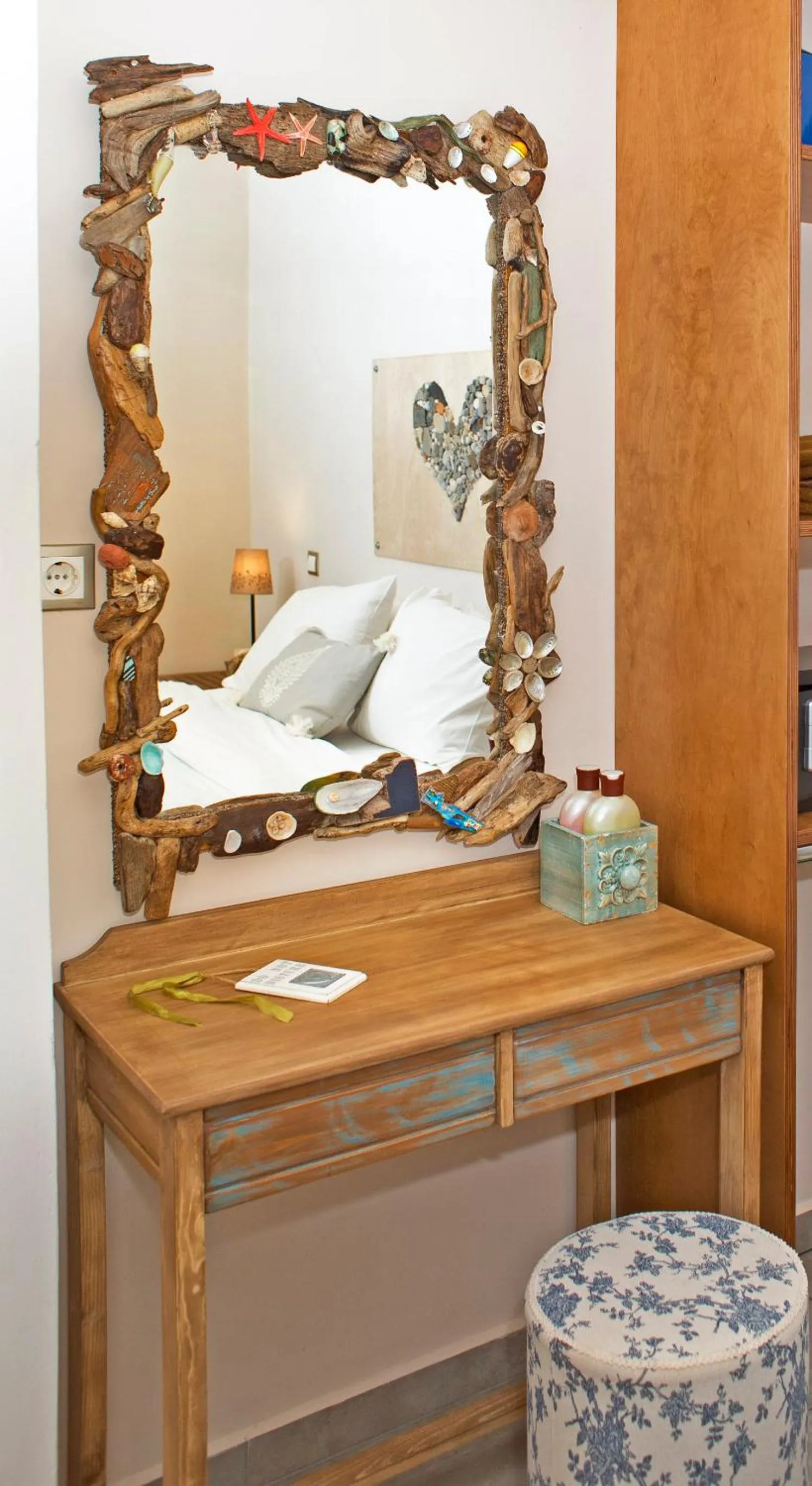 Bedroom in Arodamos Studios & Apts