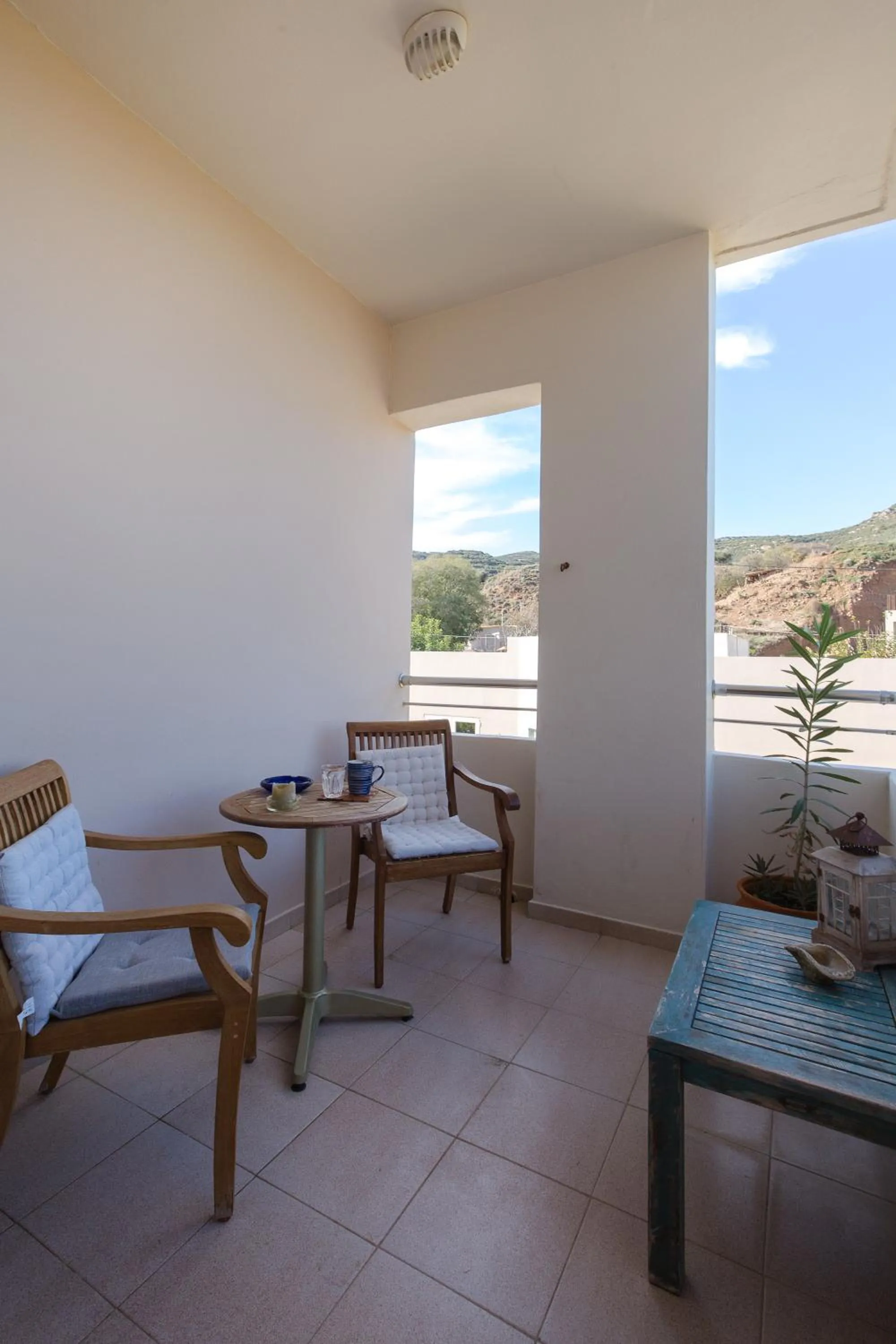 Day in Arodamos Studios & Apts