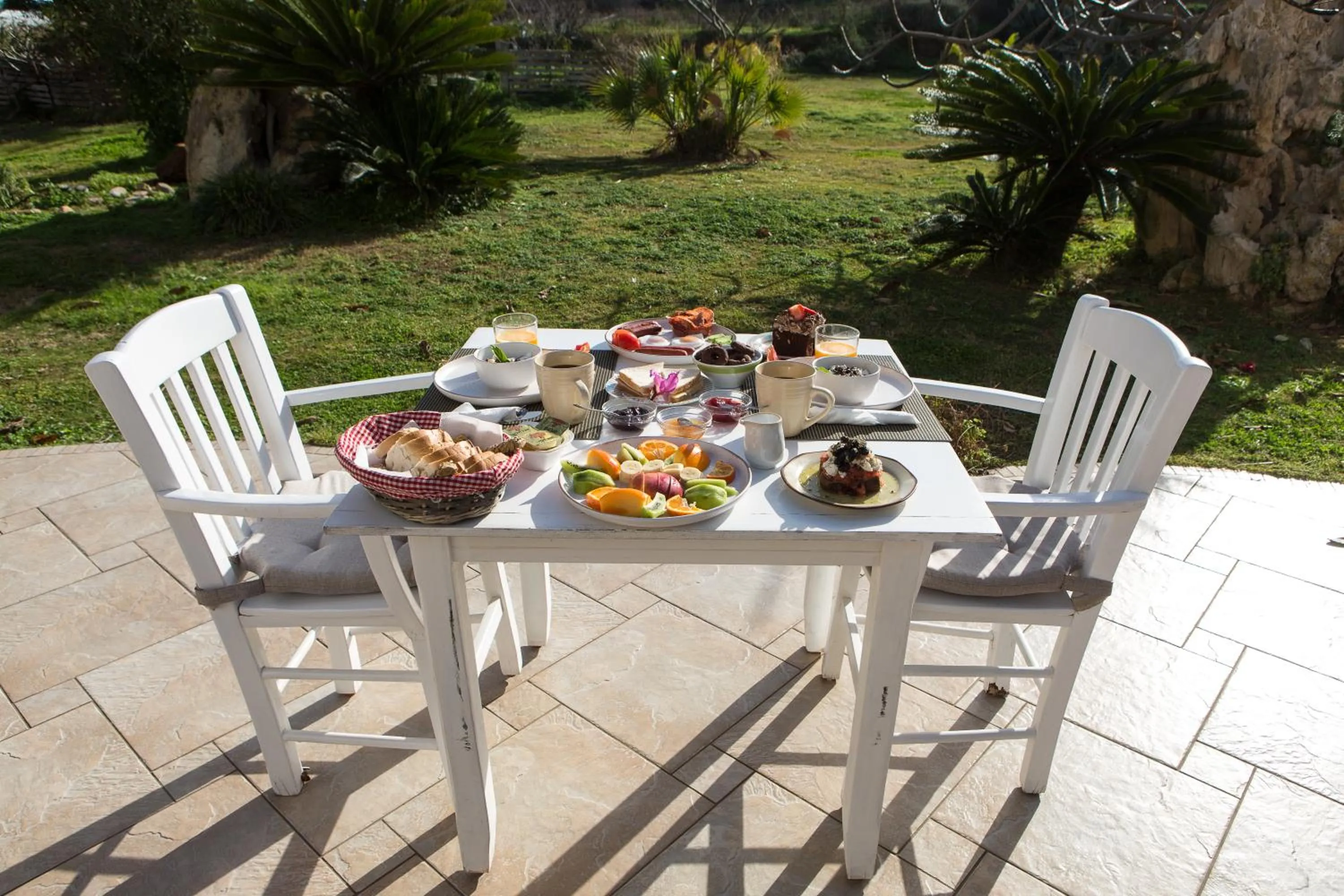 Day in Arodamos Studios & Apts