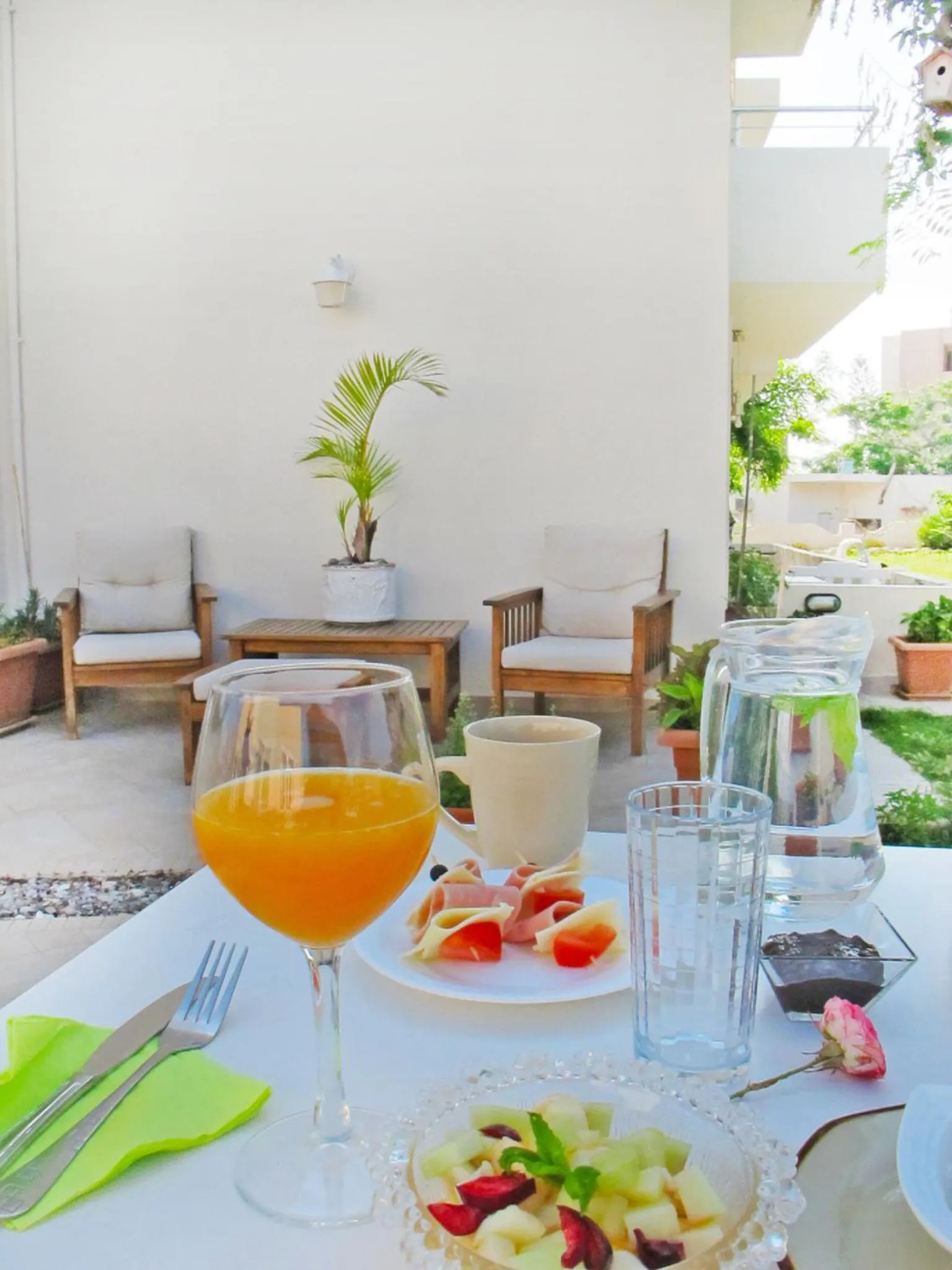 Breakfast in Arodamos Studios & Apts