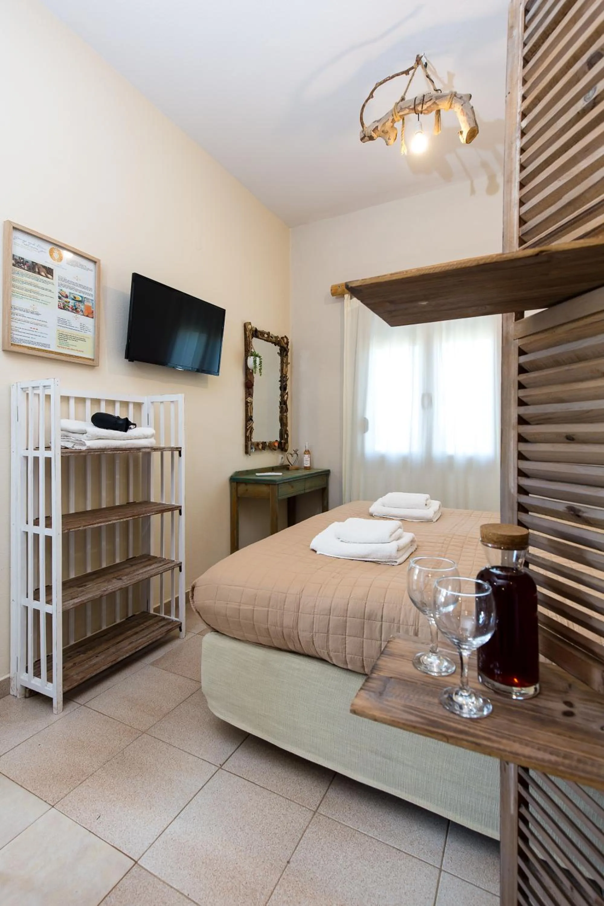 Photo of the whole room, Bed in Arodamos Studios & Apts