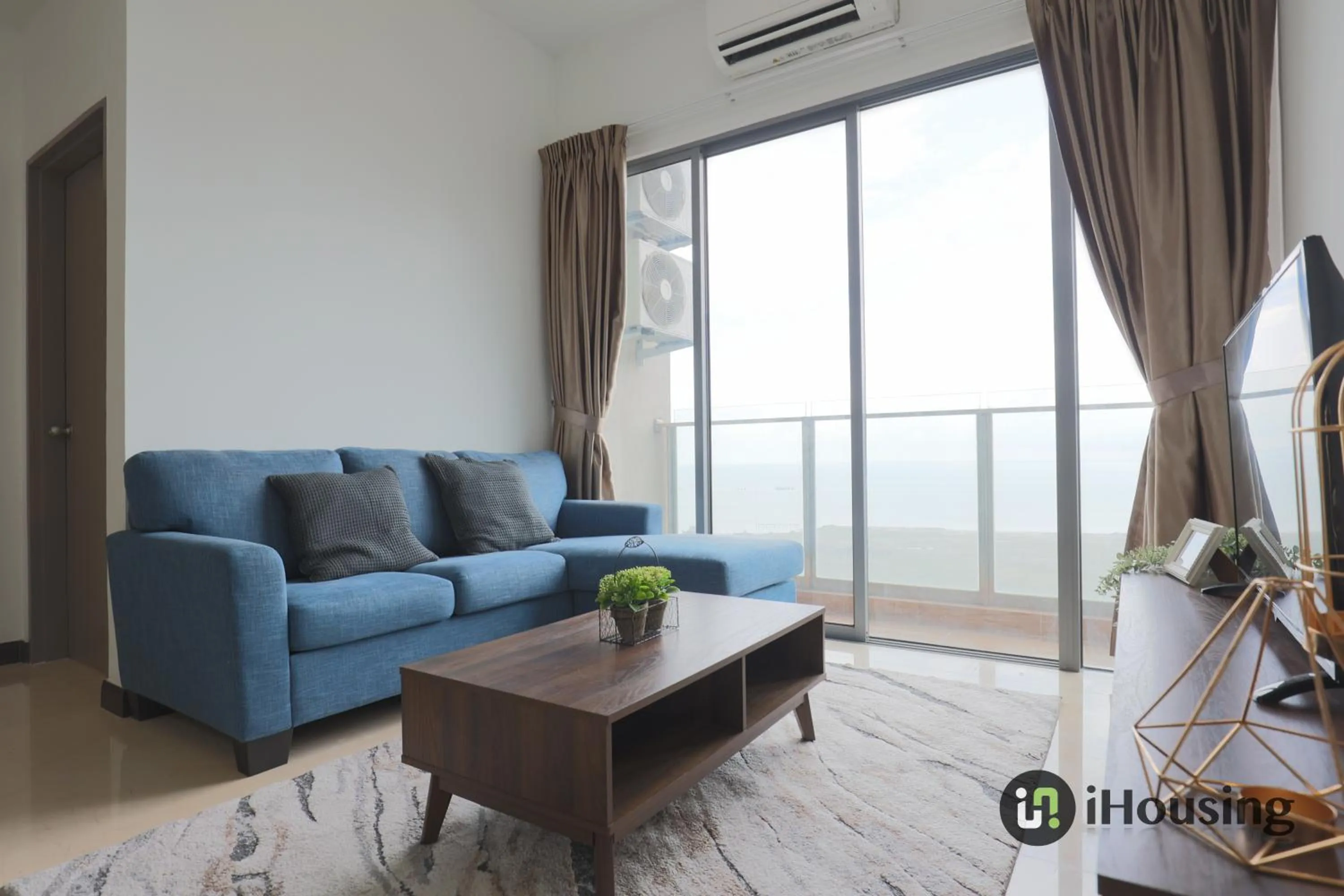 Three-Bedroom Premium Apartment with Balcony in Silverscape Deluxe Melaka by I Housing