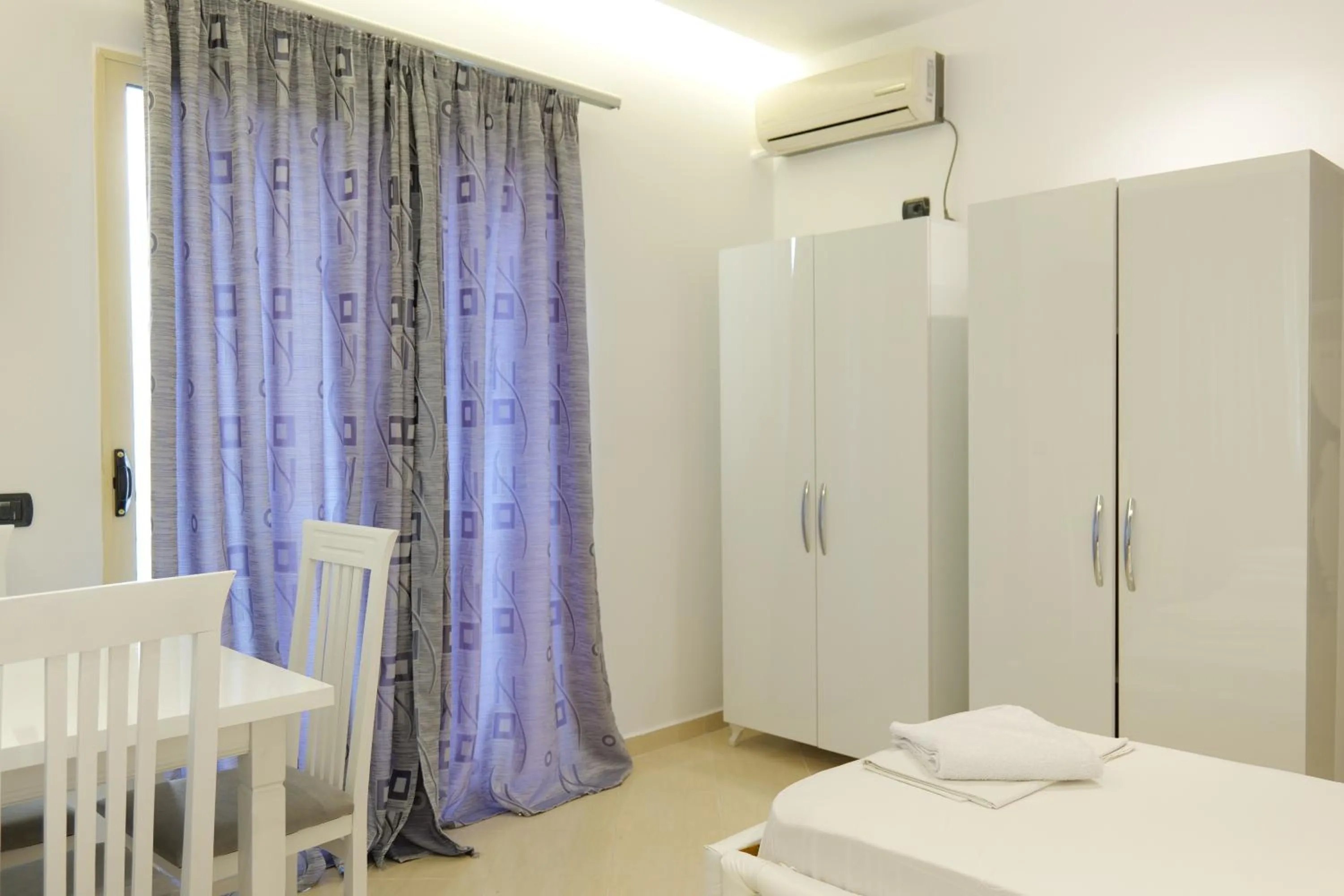 Bedroom in Hotel Dior