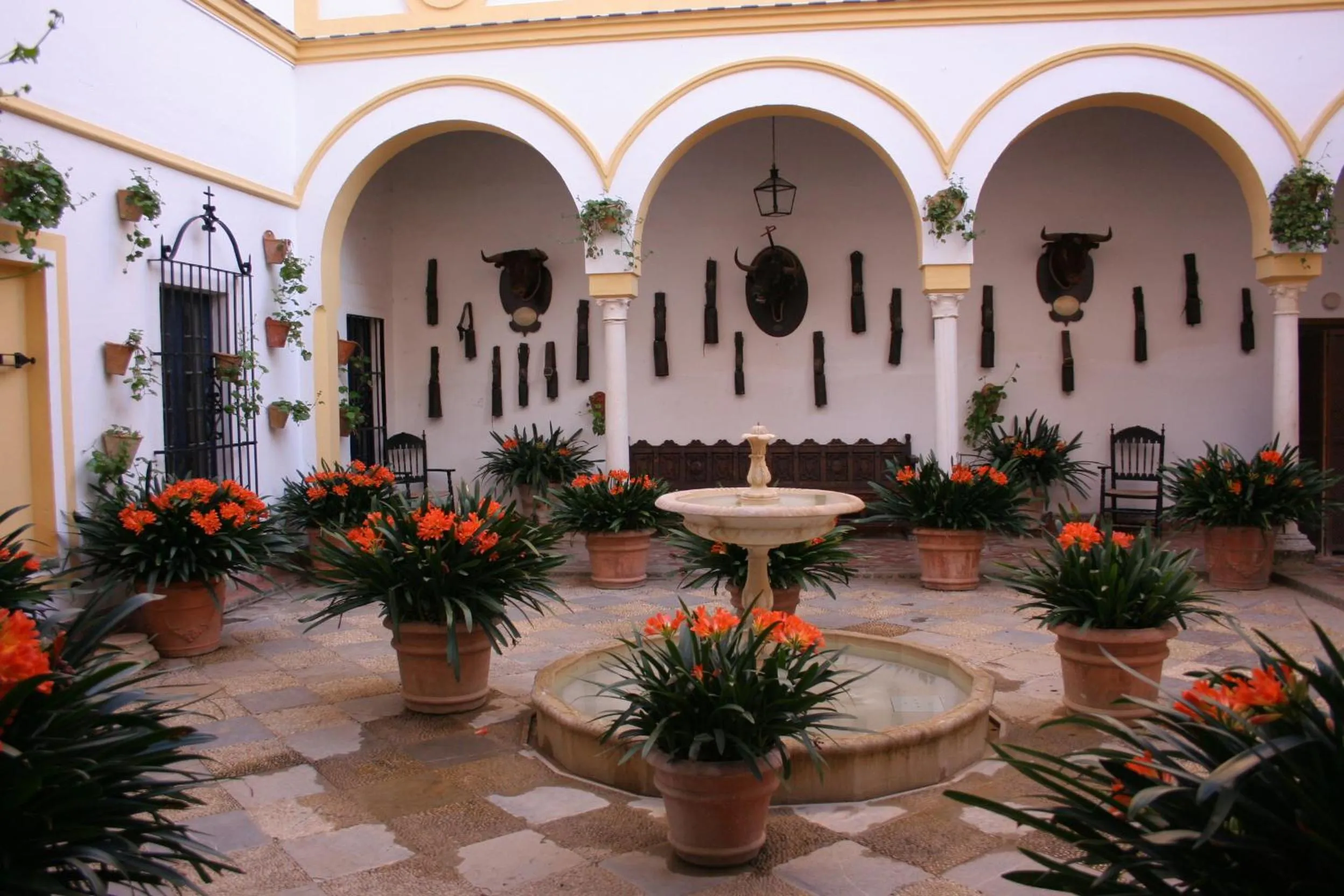Patio in Hotel Cortijo El Esparragal