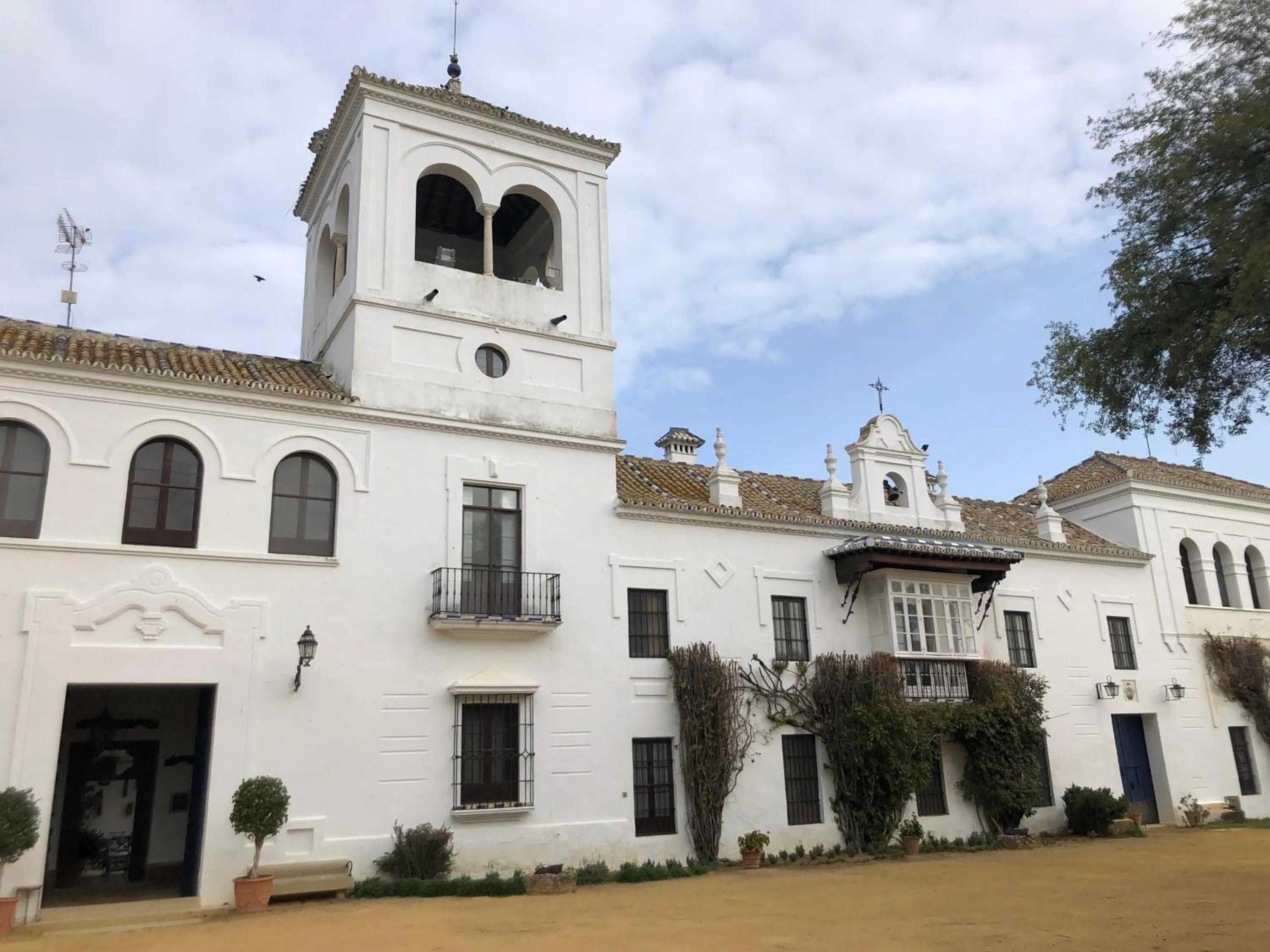 Facade/entrance in Hotel Cortijo El Esparragal