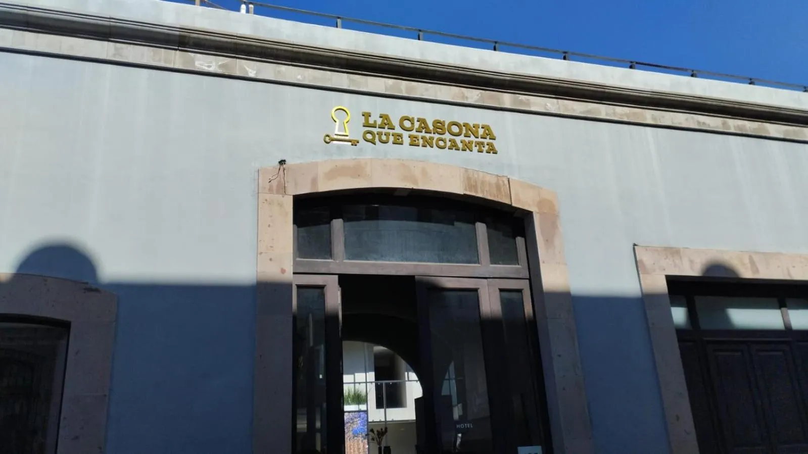 Property building in La Casona Que Encanta antes The Andy Hotel