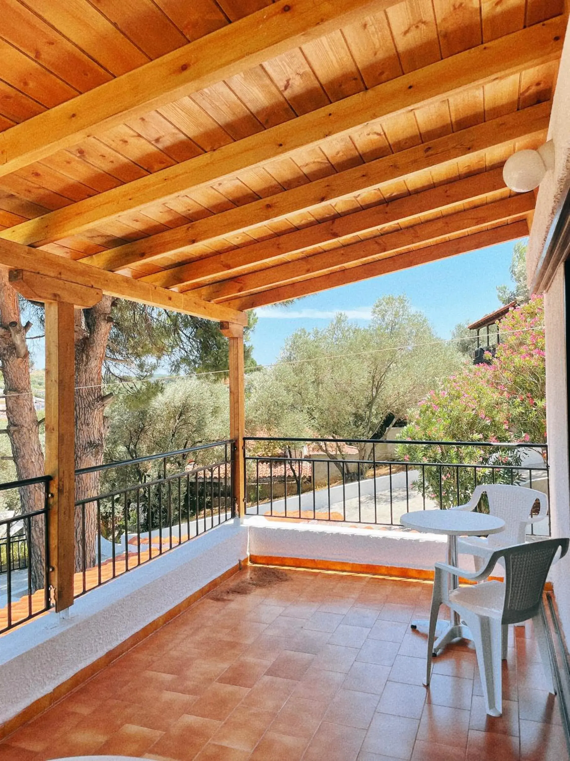 Family Two-Bedroom Apartment with View in Villa Elpiniki Family Two-Bedroom Apartment with View in Villa Elpiniki