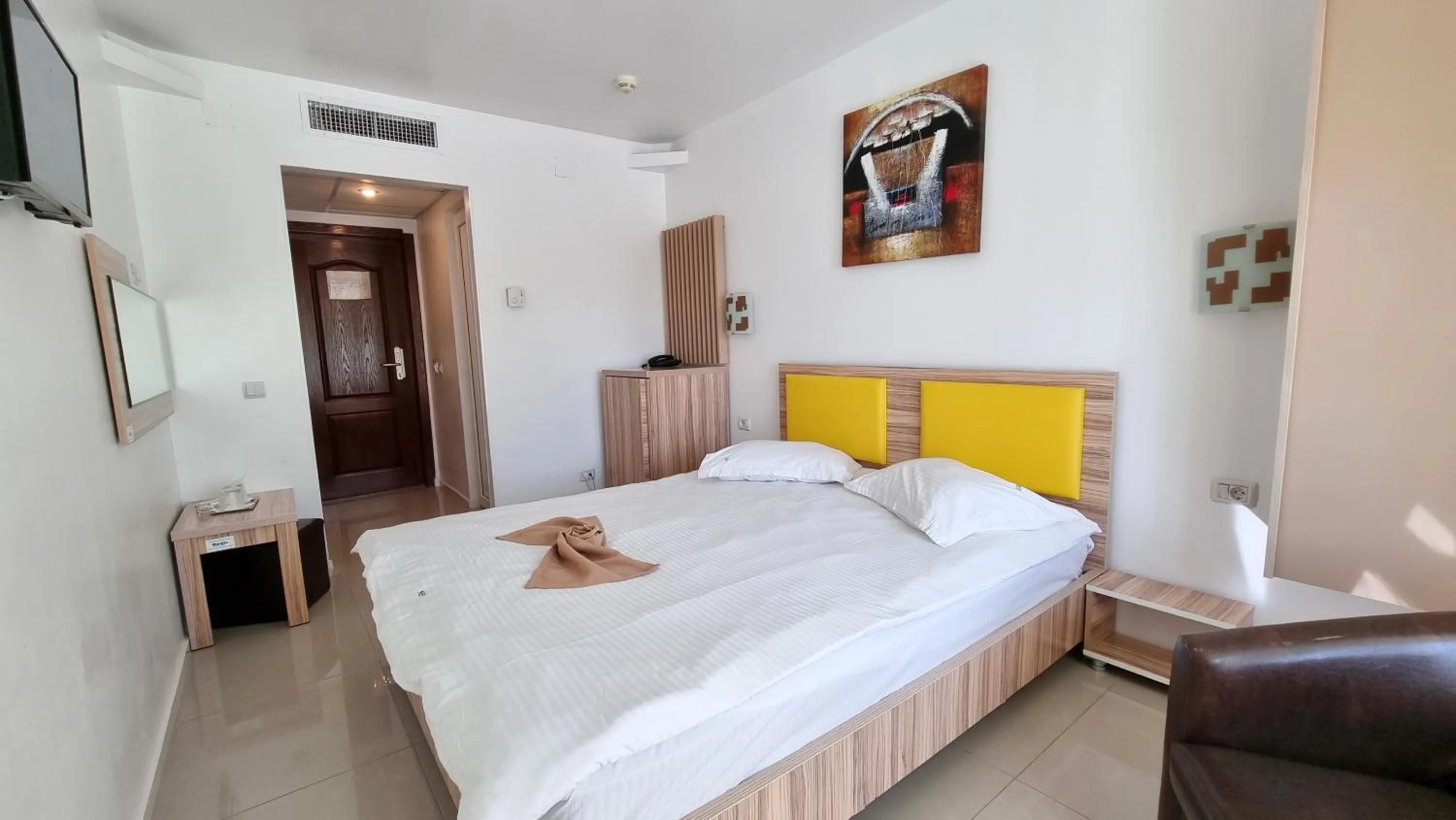 Bed in Hotel Fortuna