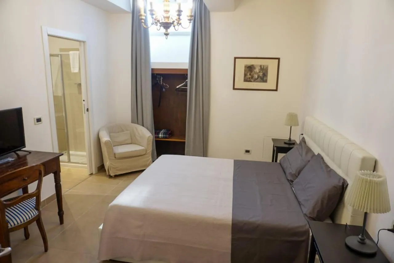 Photo of the whole room, Bed in DreaMilan B&B