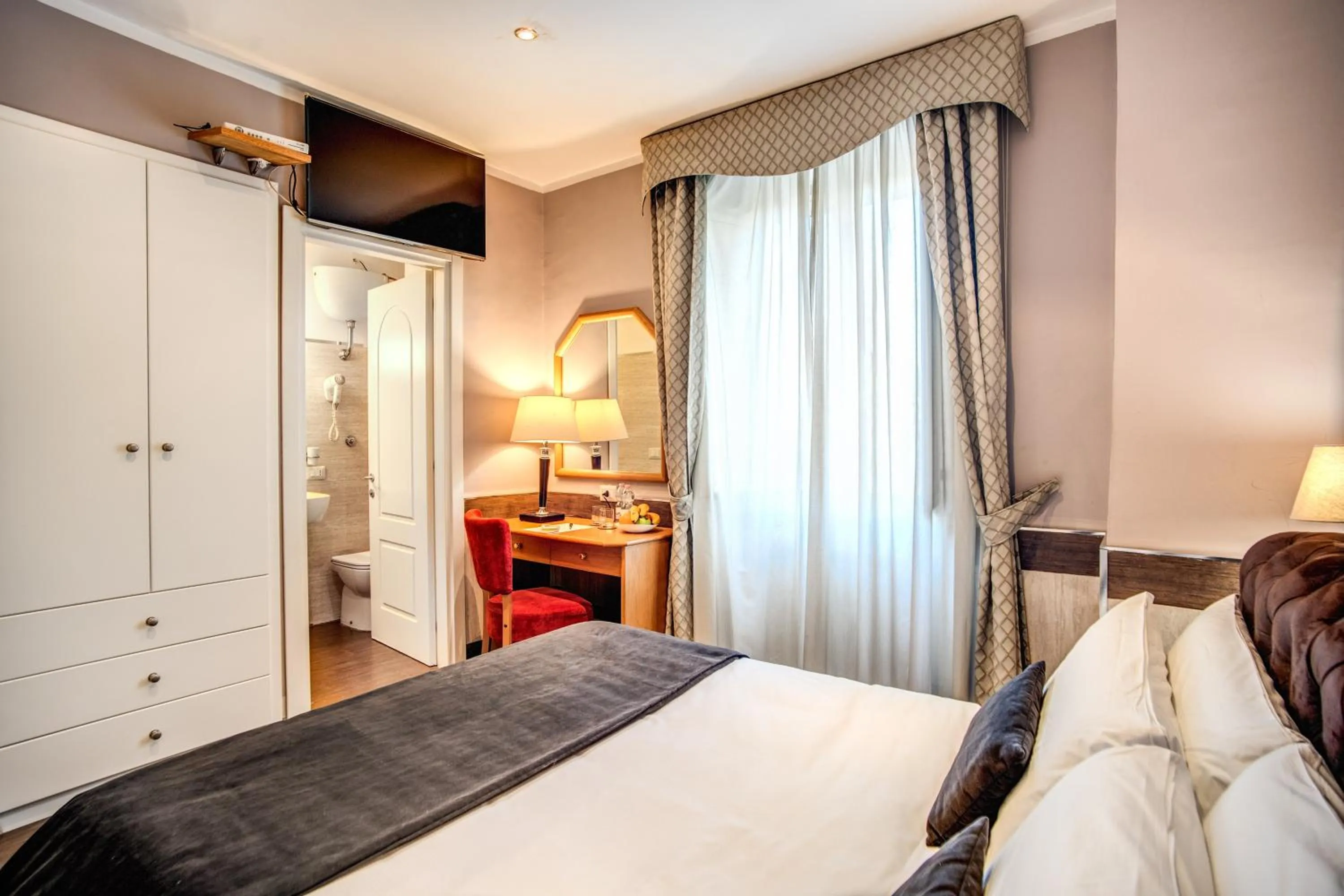 Bedroom, Bed in Hotel San Valentino