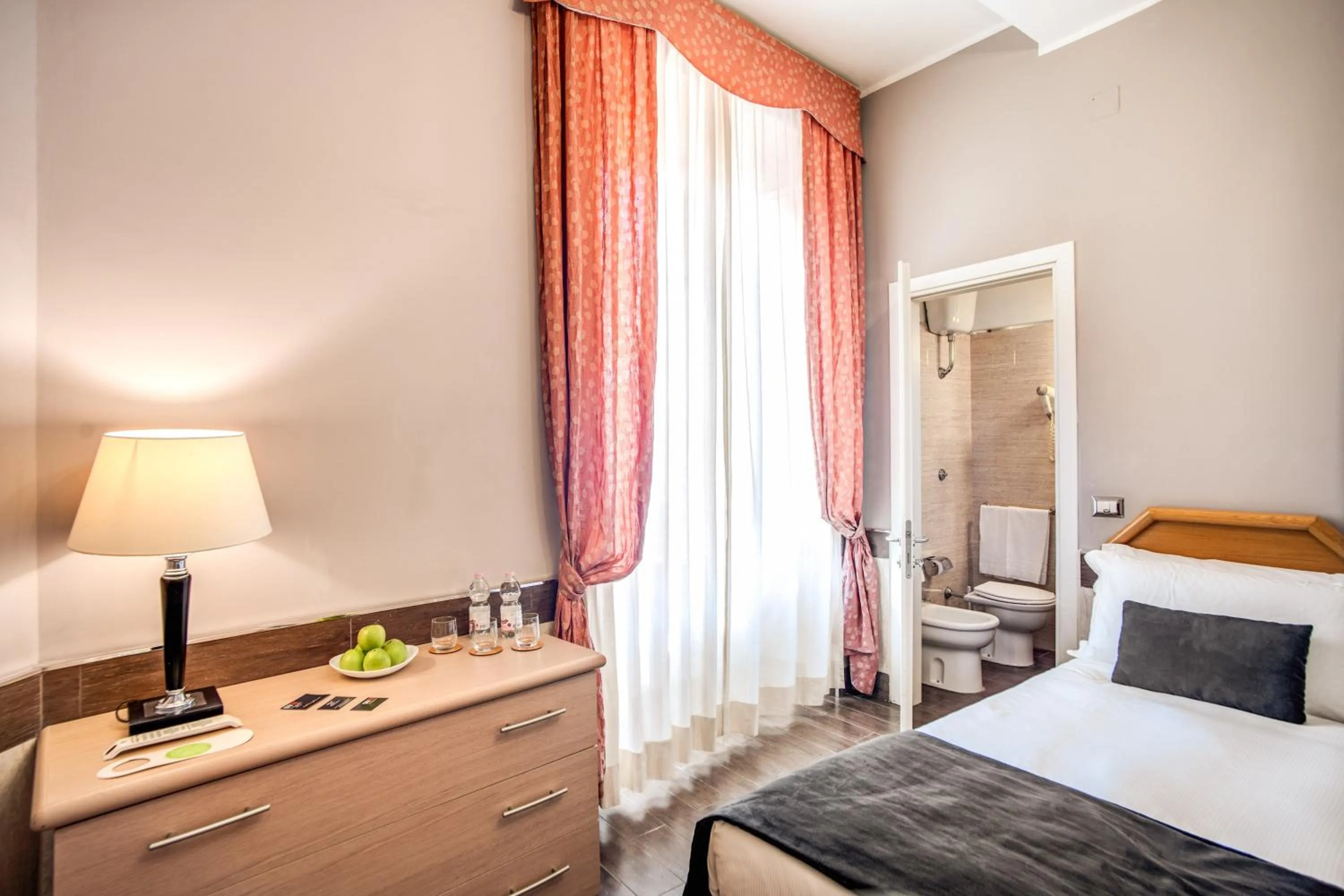 Bedroom, Bed in Hotel San Valentino