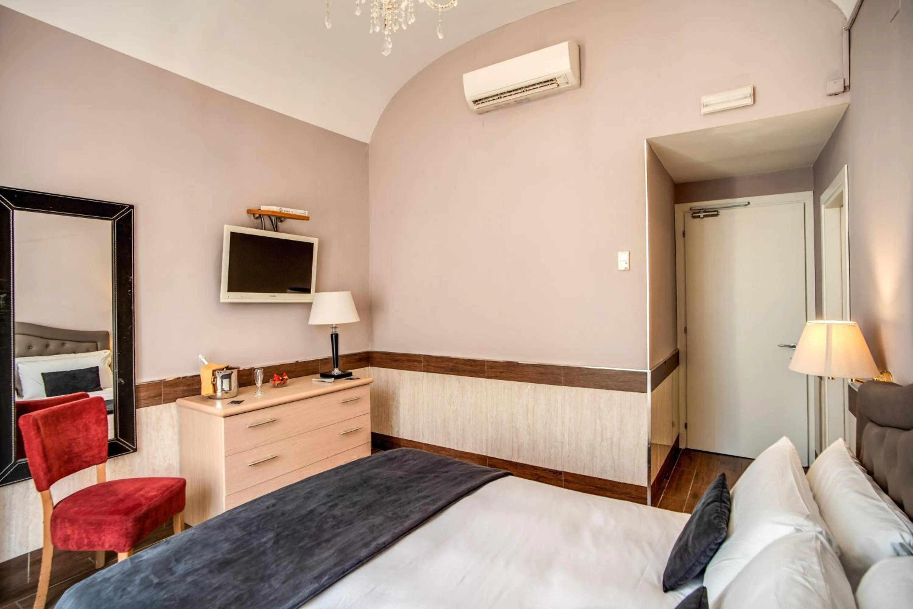 Bedroom, Bed in Hotel San Valentino