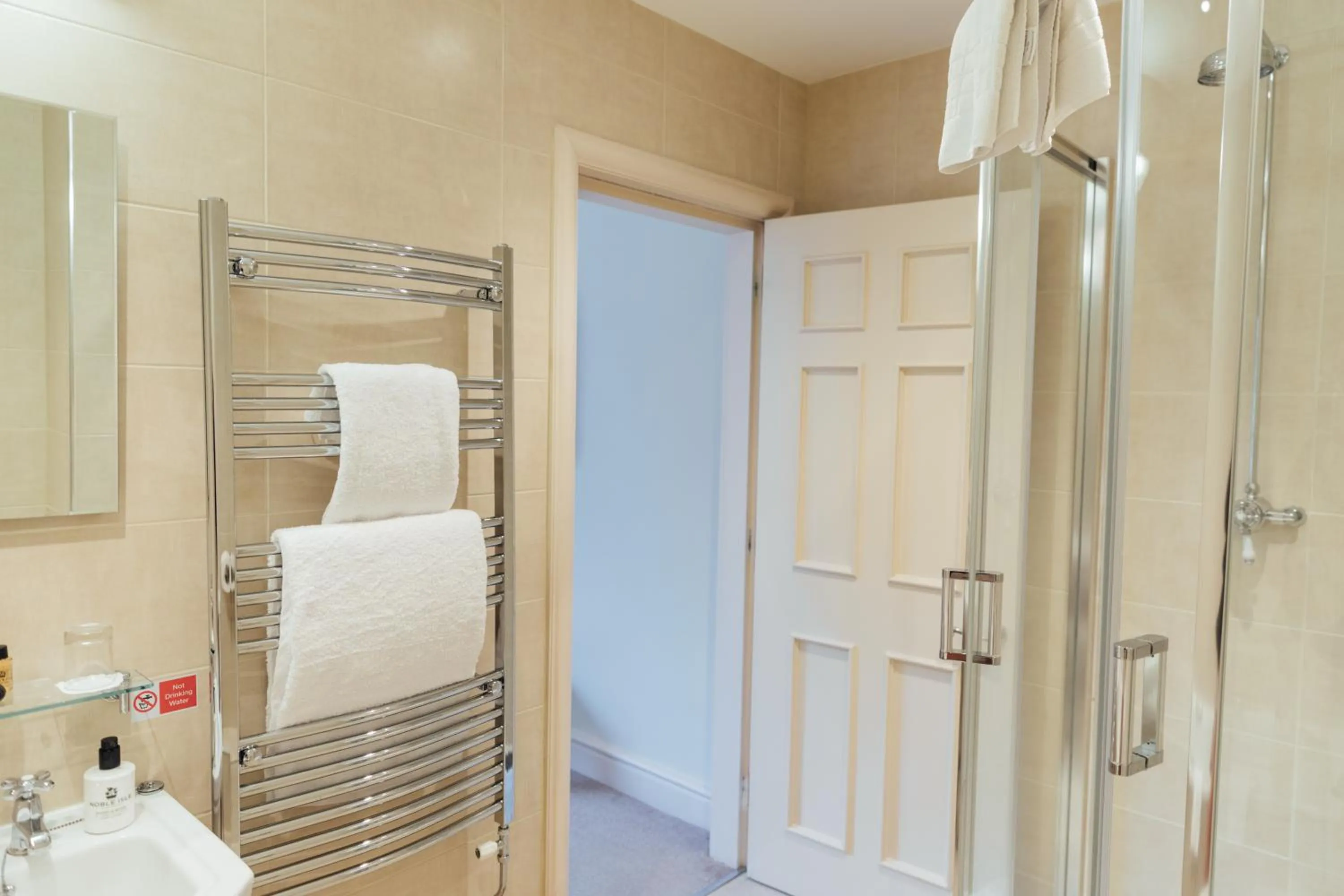 Toilet in The Woburn