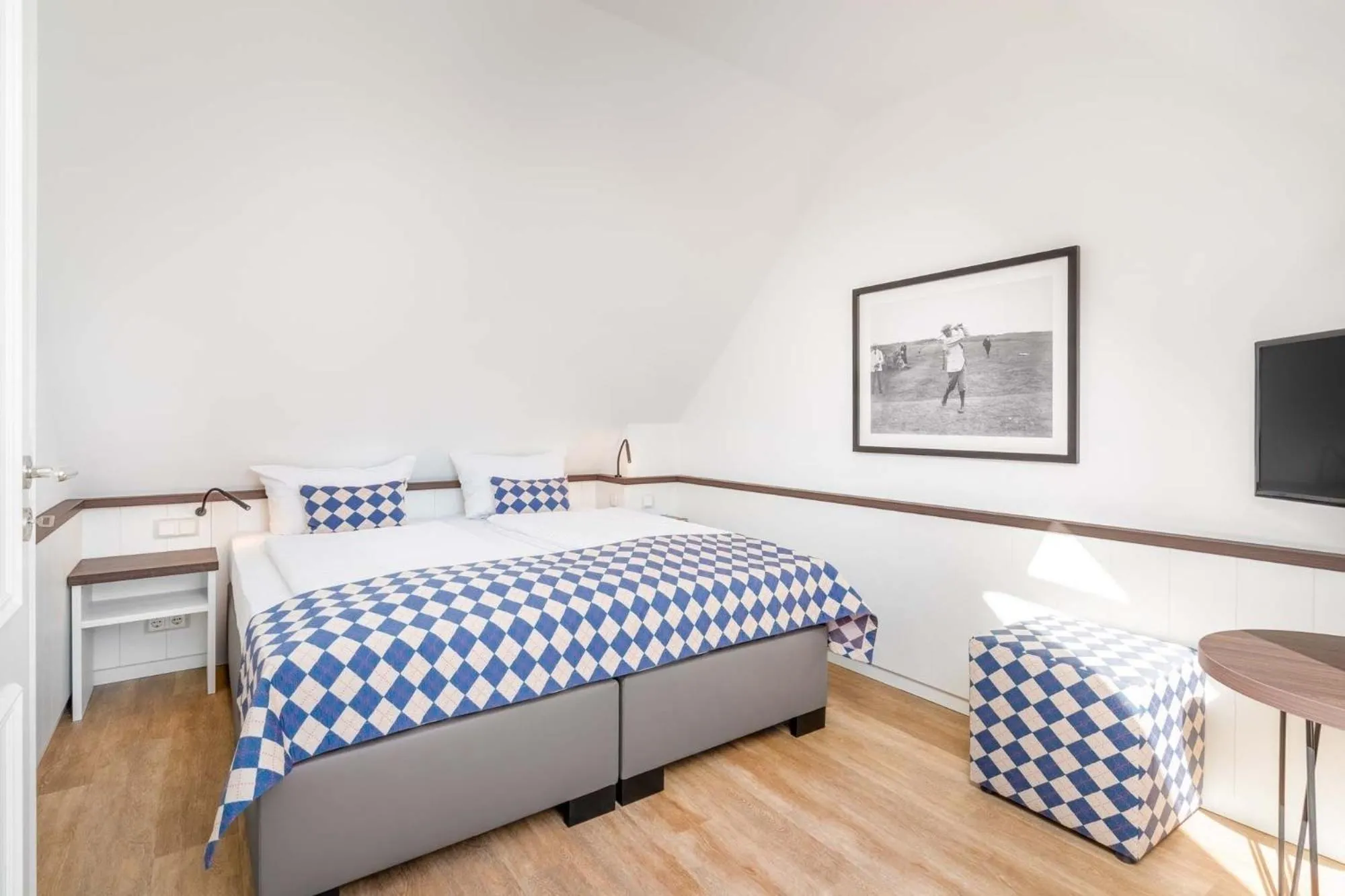 Photo of the whole room, Bed in Strandgrün Golf- & Spa Resort