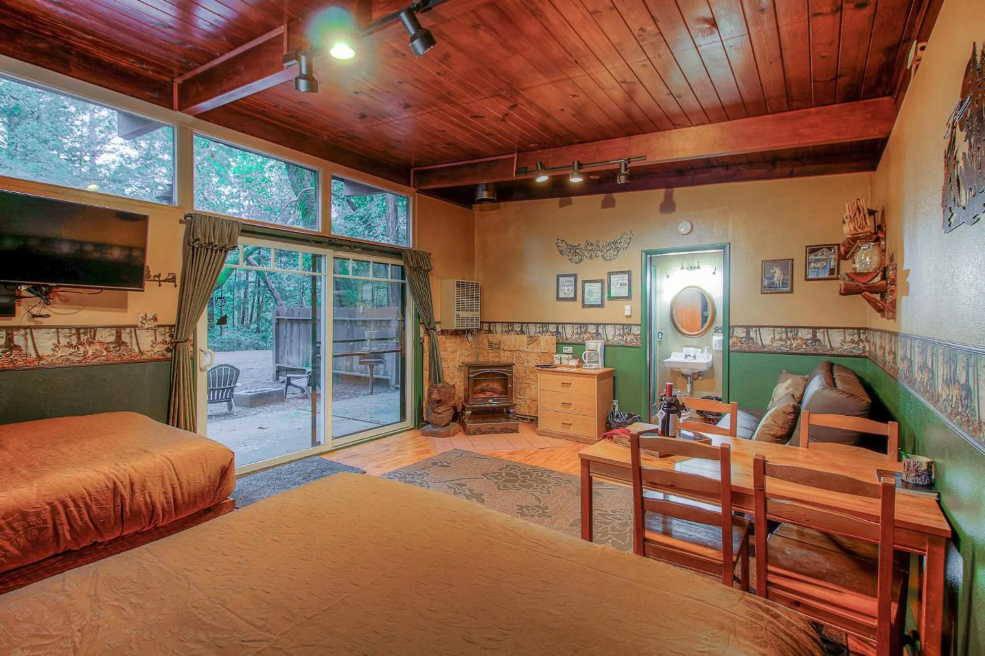 Redwoods River Resort & Campground