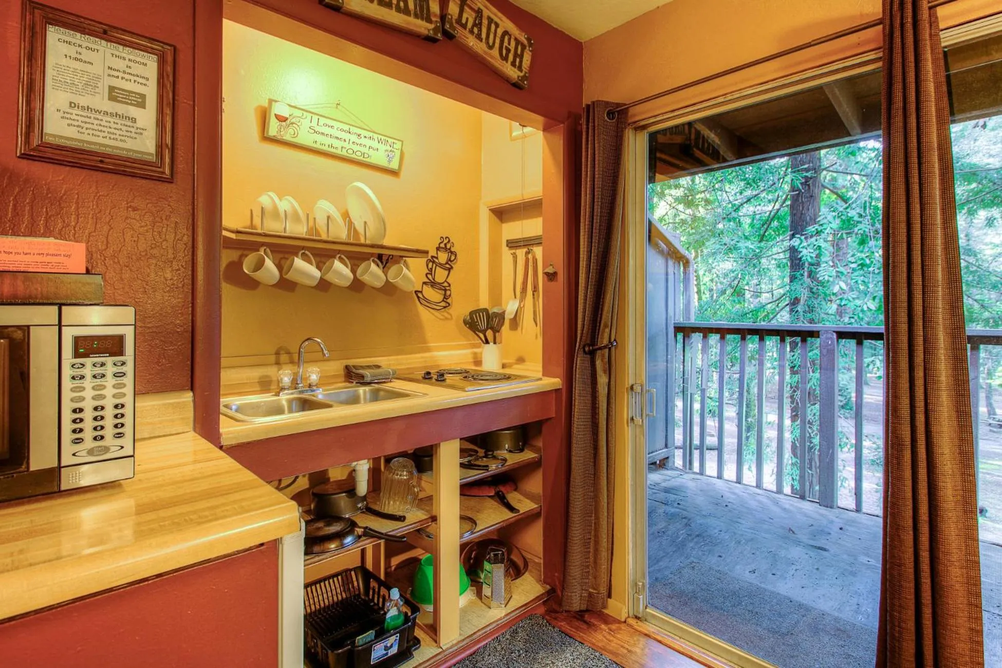 Redwoods River Resort & Campground