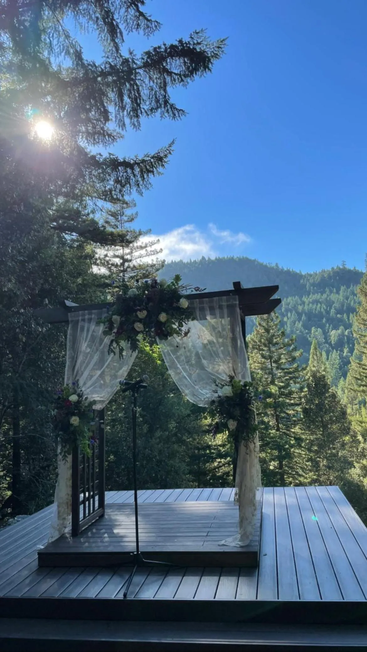wedding in Redwoods River Resort & Campground