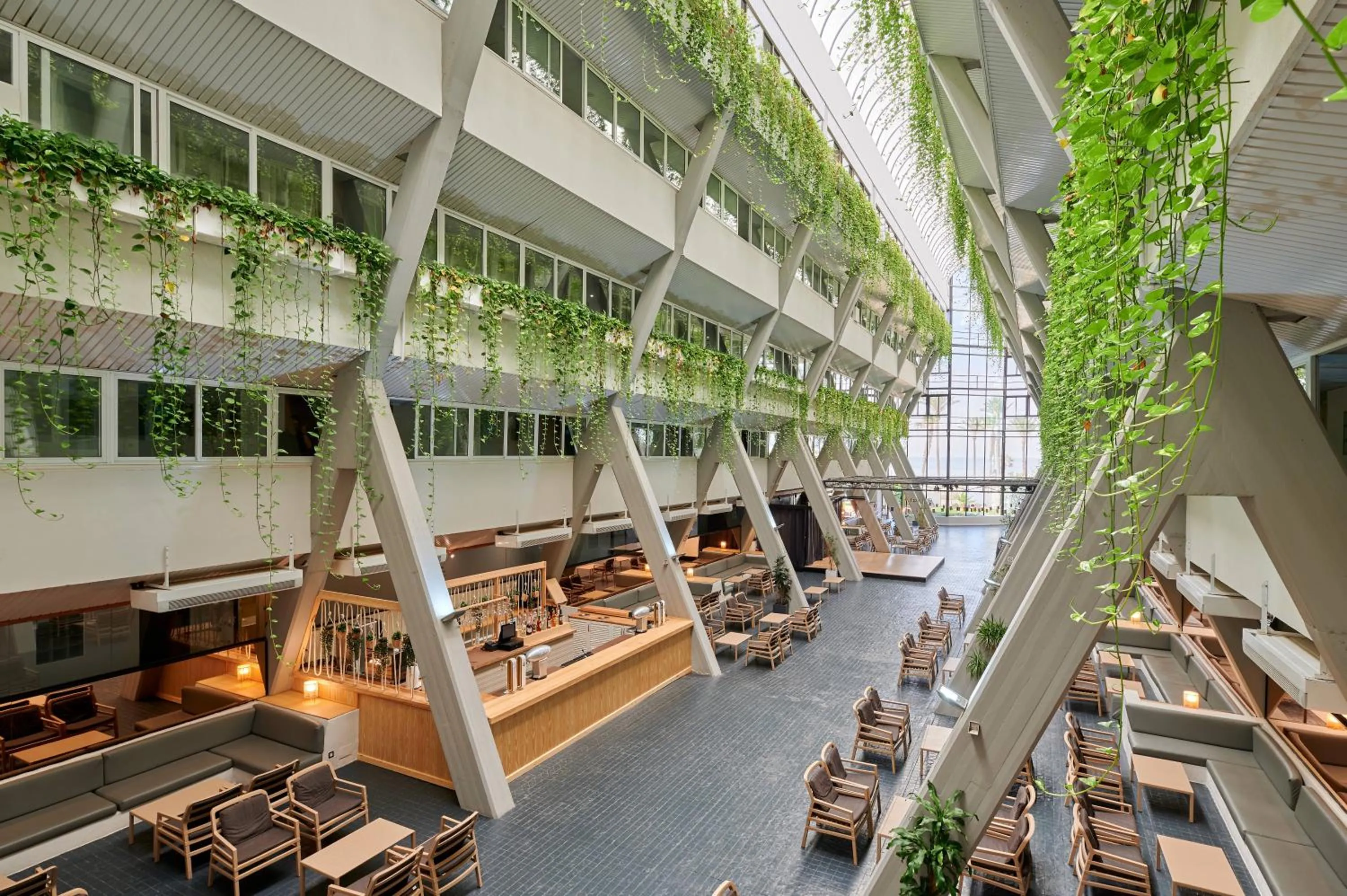 Restaurant/places to eat in Alua Golf Trinidad