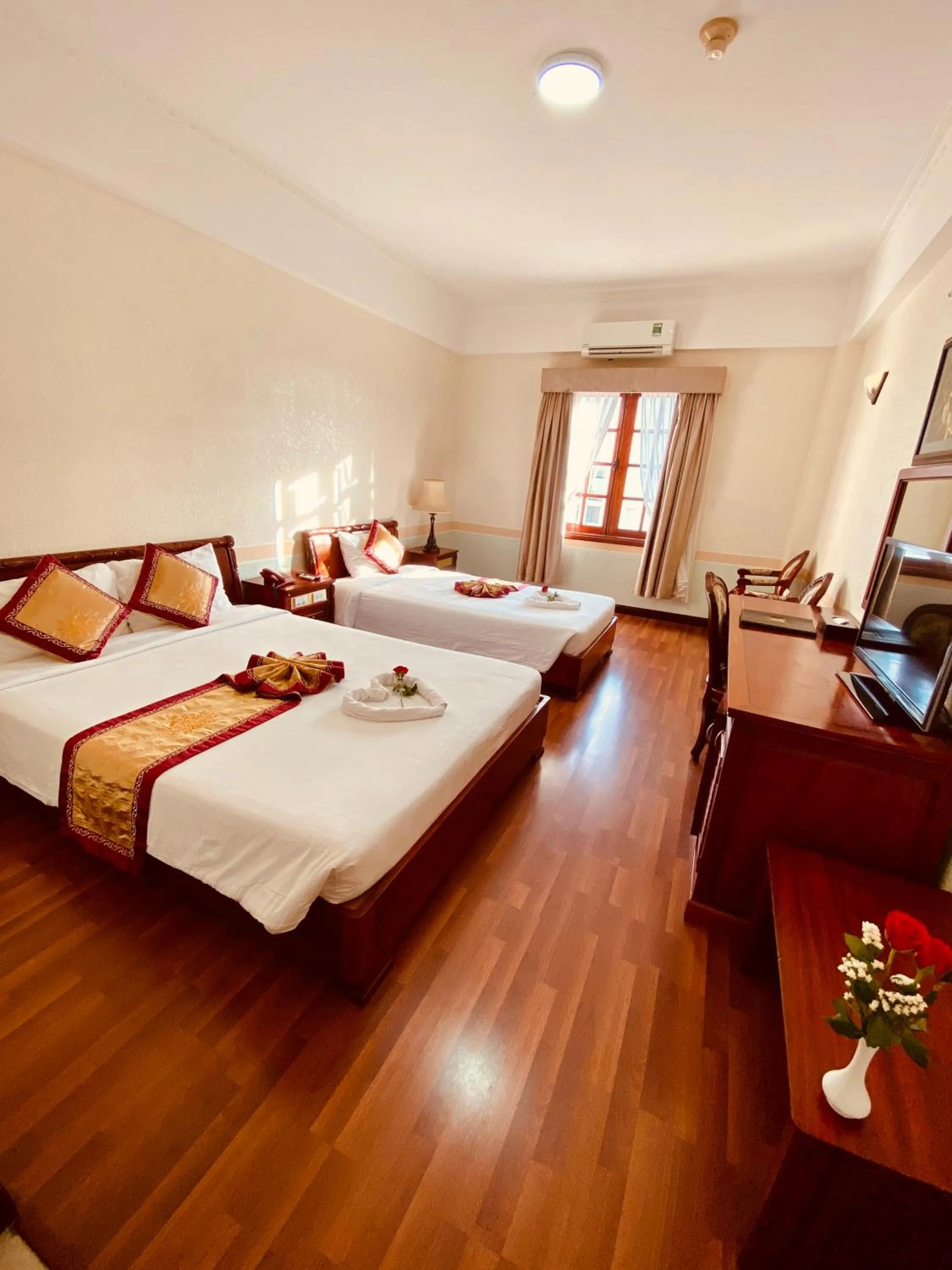 Bed in NINH KIEU 2 HOTEL