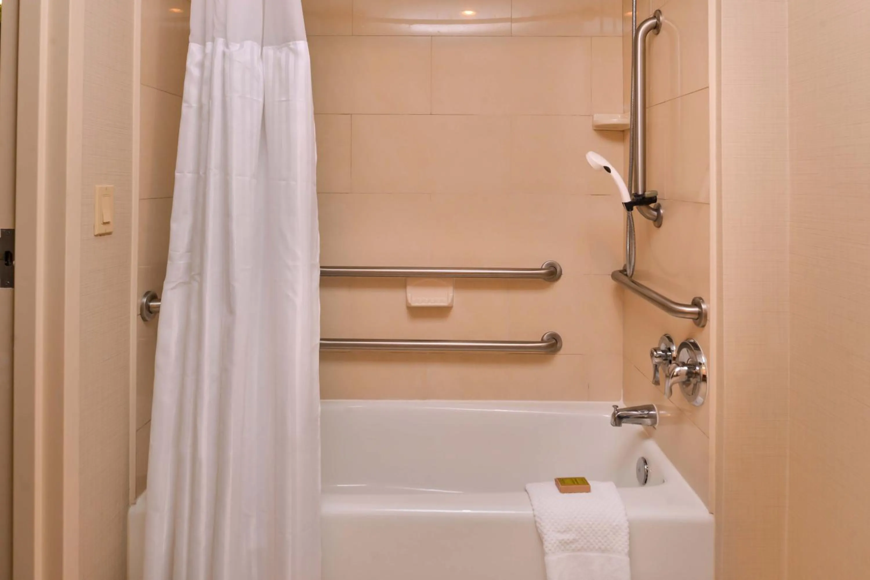 Bathroom in DoubleTree by Hilton Hotel Tampa Airport-Westshore
