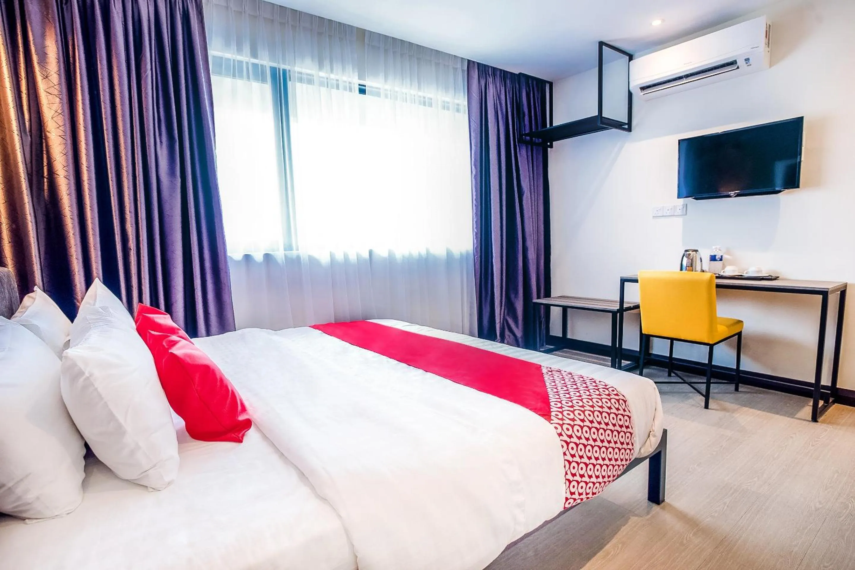 Bedroom, Bed in Hotel O Mokka Hotel